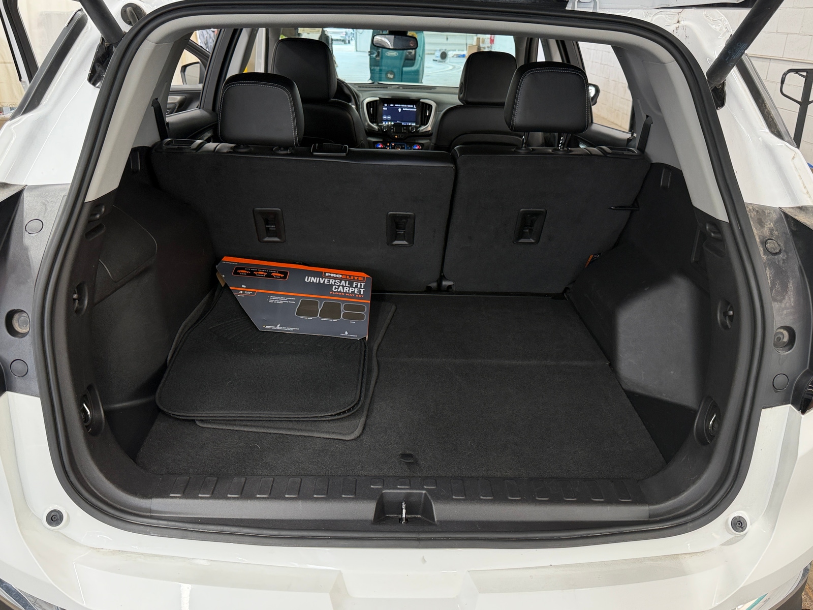 Thumbnail: 2024 GMC Terrain - 6
