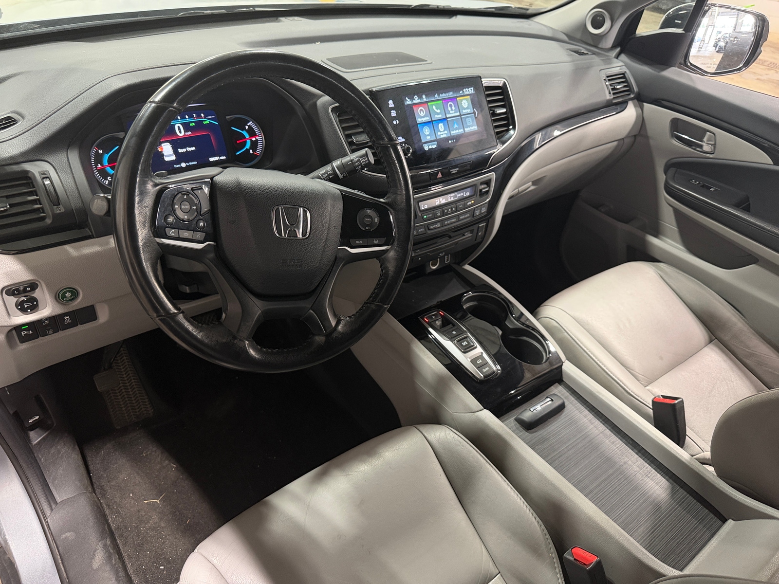 Thumbnail: 2019 Honda Pilot - 2