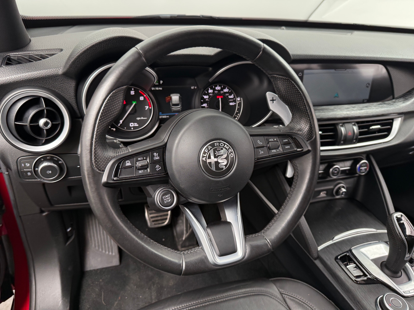 Thumbnail: 2022 Alfa Romeo Stelvio - 4