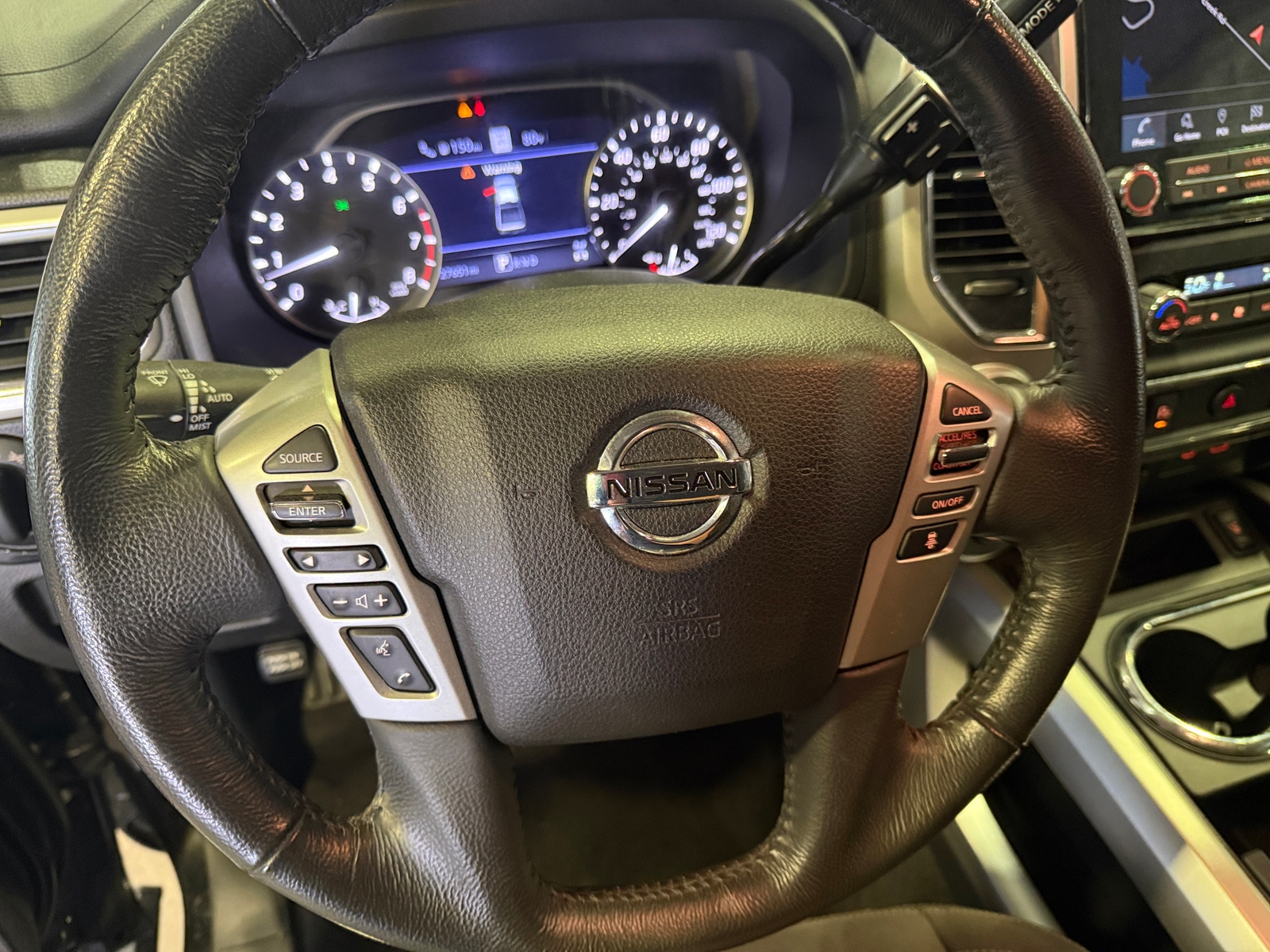 Thumbnail: 2020 Nissan Titan - 5