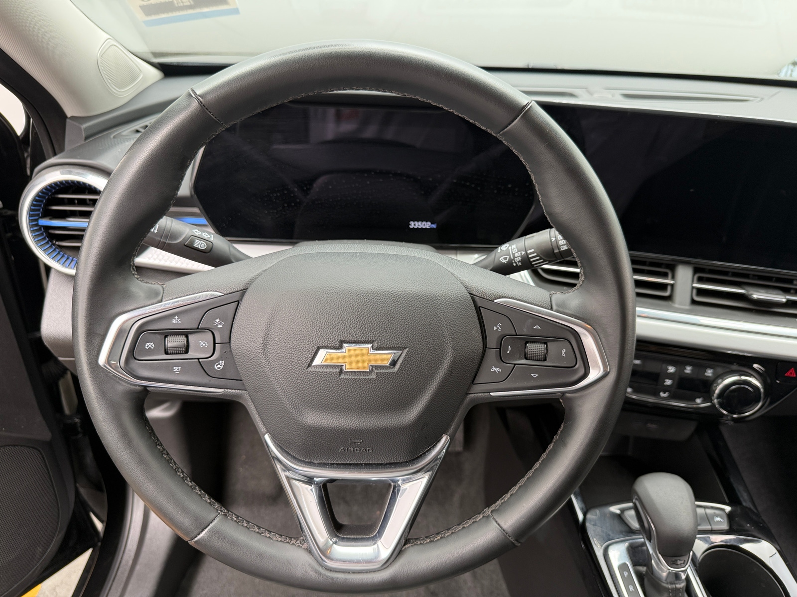 Thumbnail: 2025 Chevrolet Trax - 4