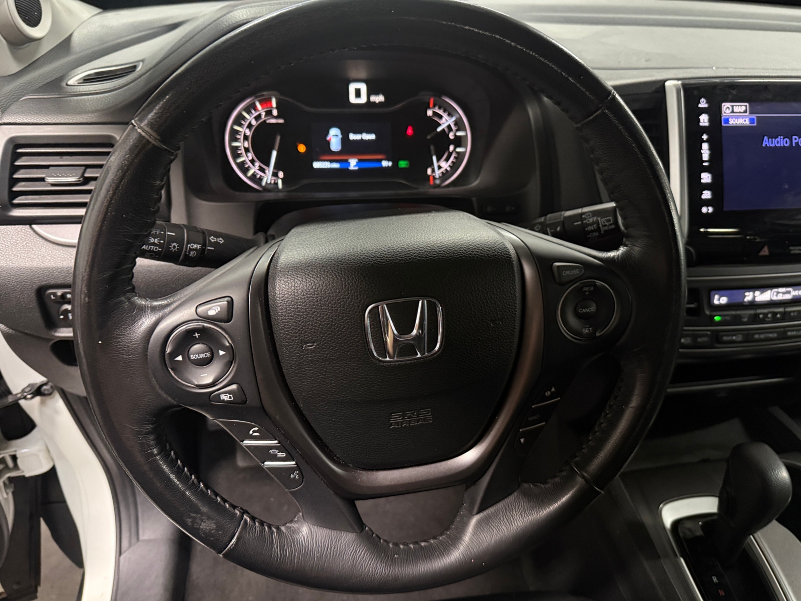 Thumbnail: 2018 Honda Pilot - 4