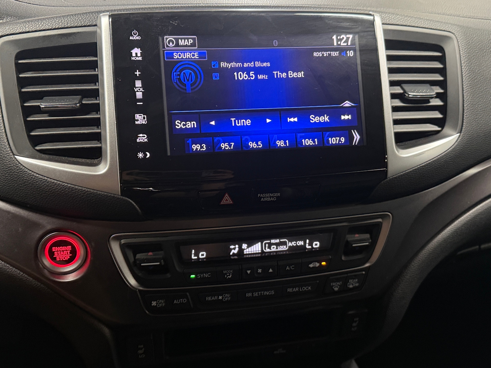Thumbnail: 2018 Honda Pilot - 3