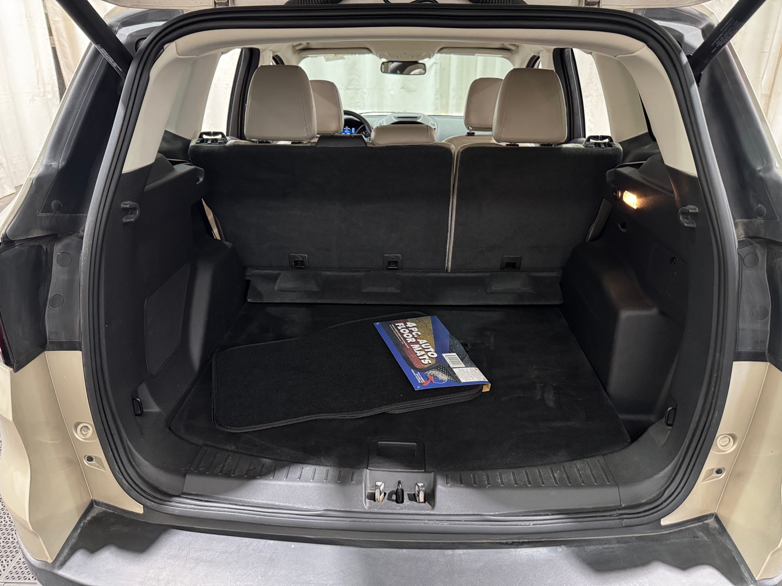 Thumbnail: 2018 Ford Escape - 6