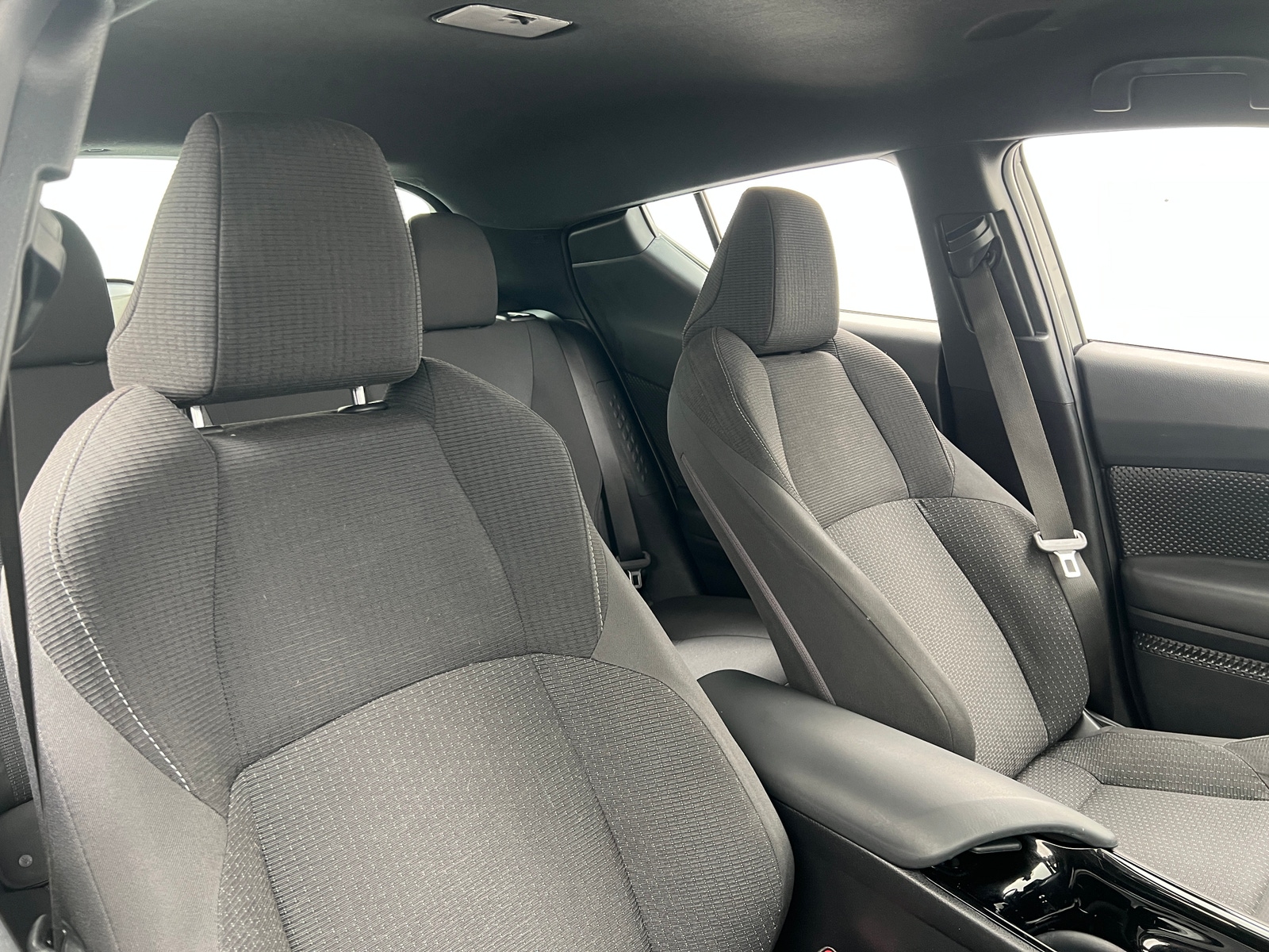 Thumbnail: 2019 Toyota C-HR - 2