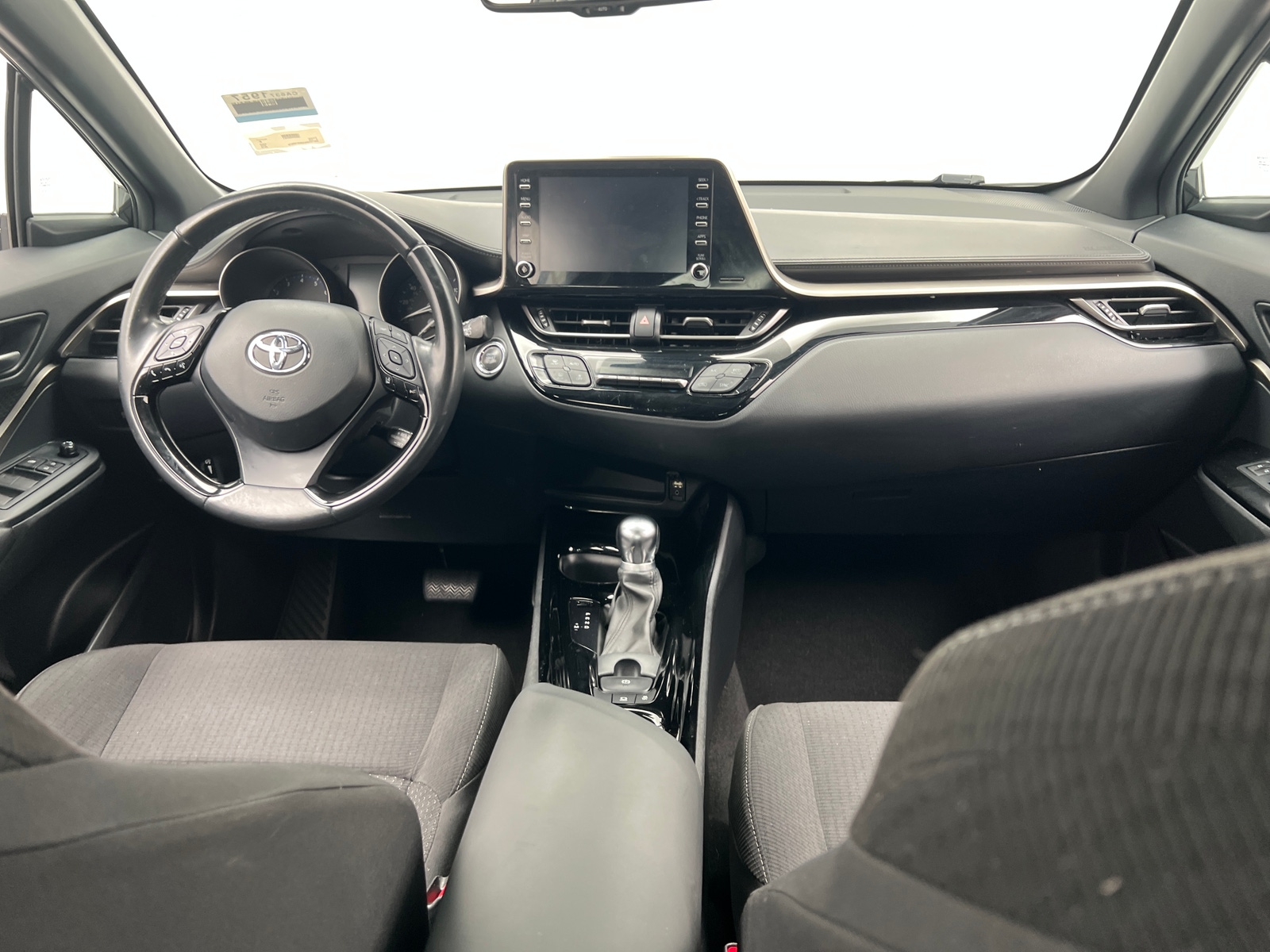 Thumbnail: 2019 Toyota C-HR - 3