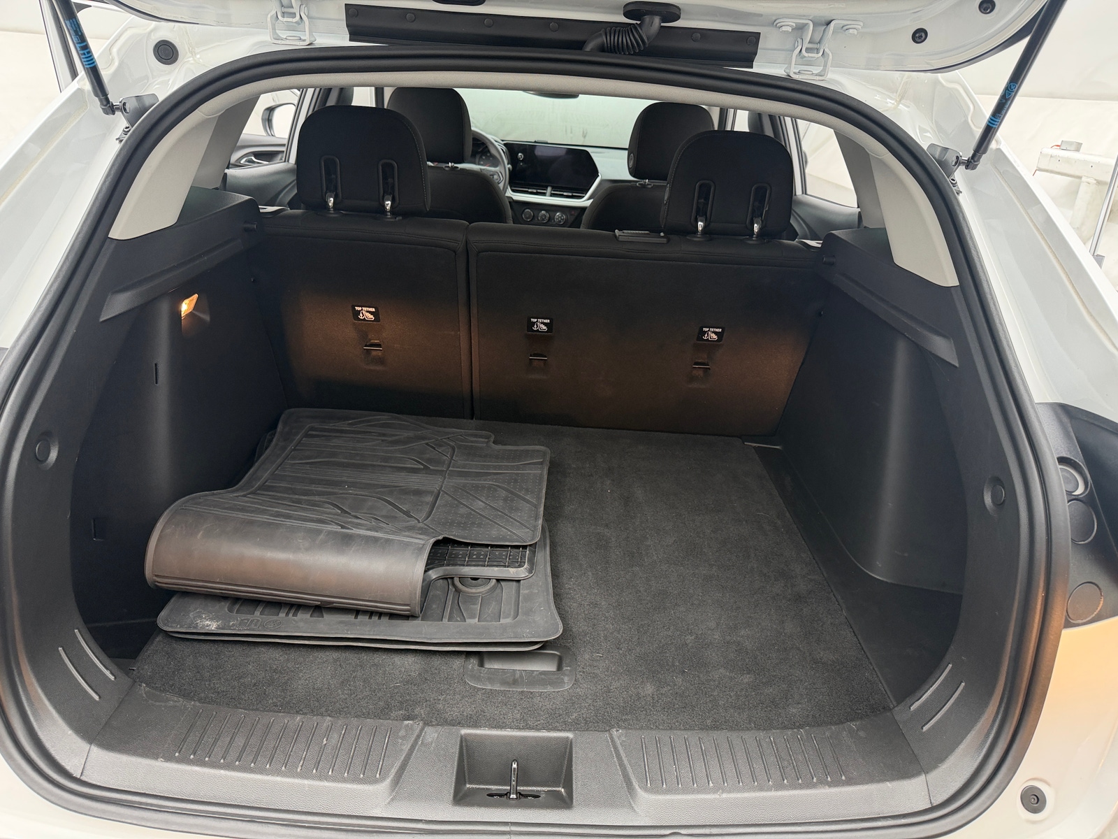 Thumbnail: 2026 Chevrolet Trax - 7