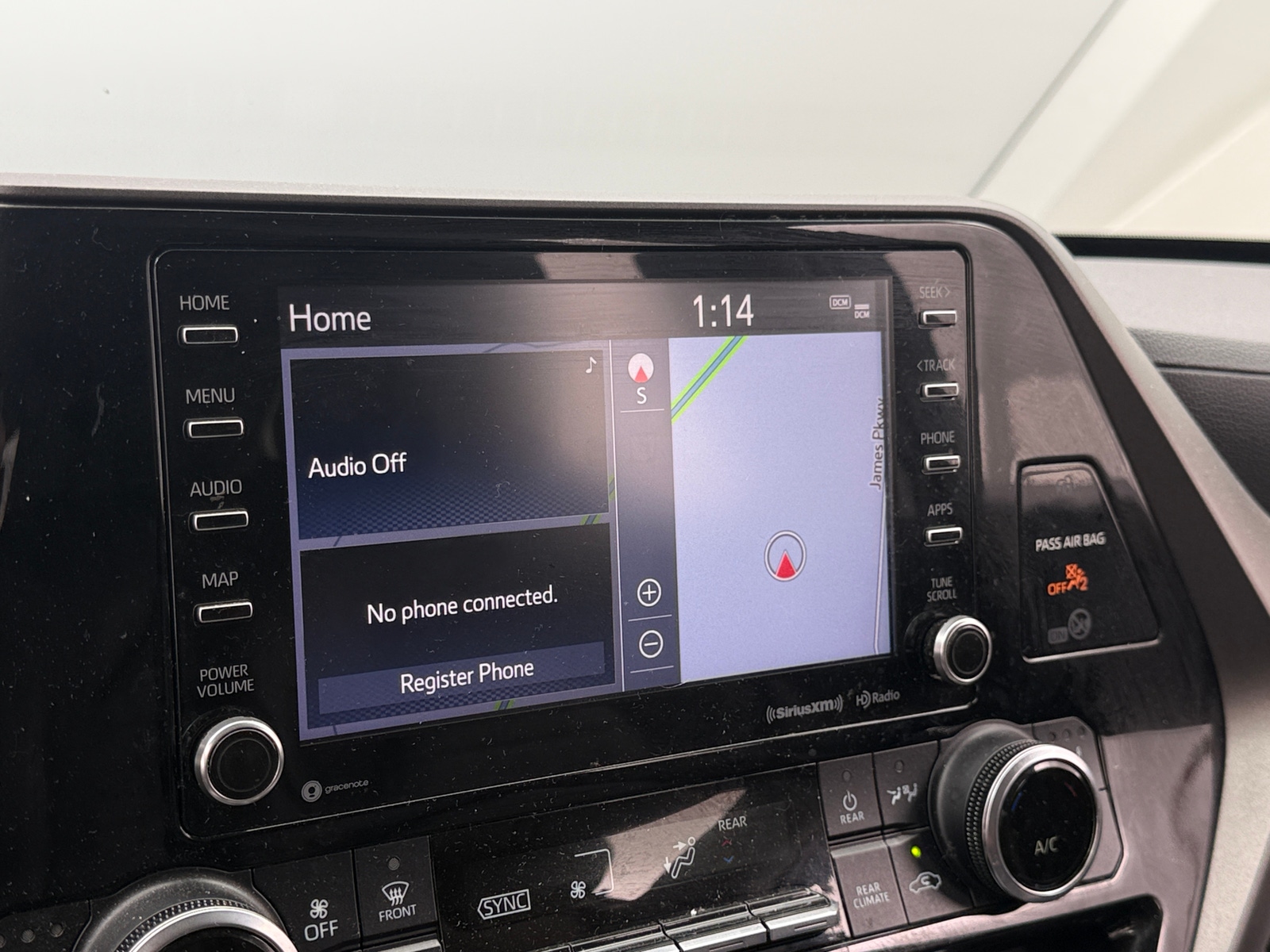 Thumbnail: 2020 Toyota Highlander - 3