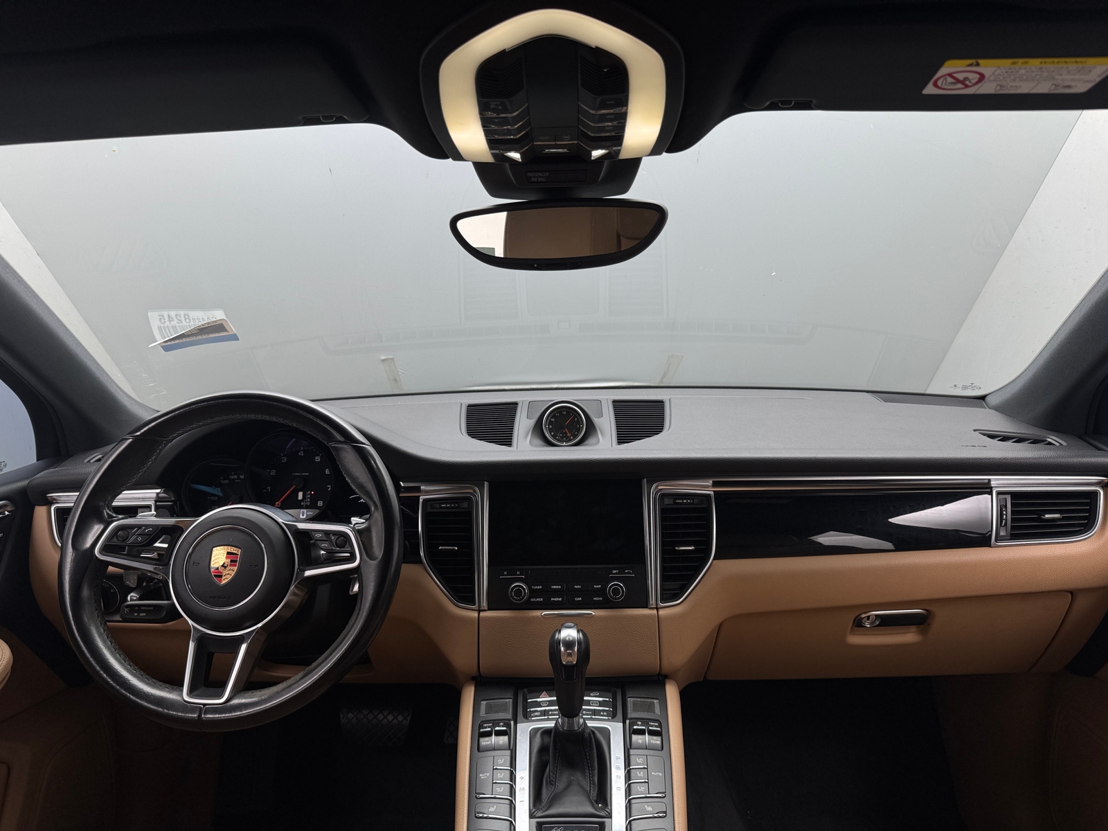 Thumbnail: 2018 Porsche Macan - 2
