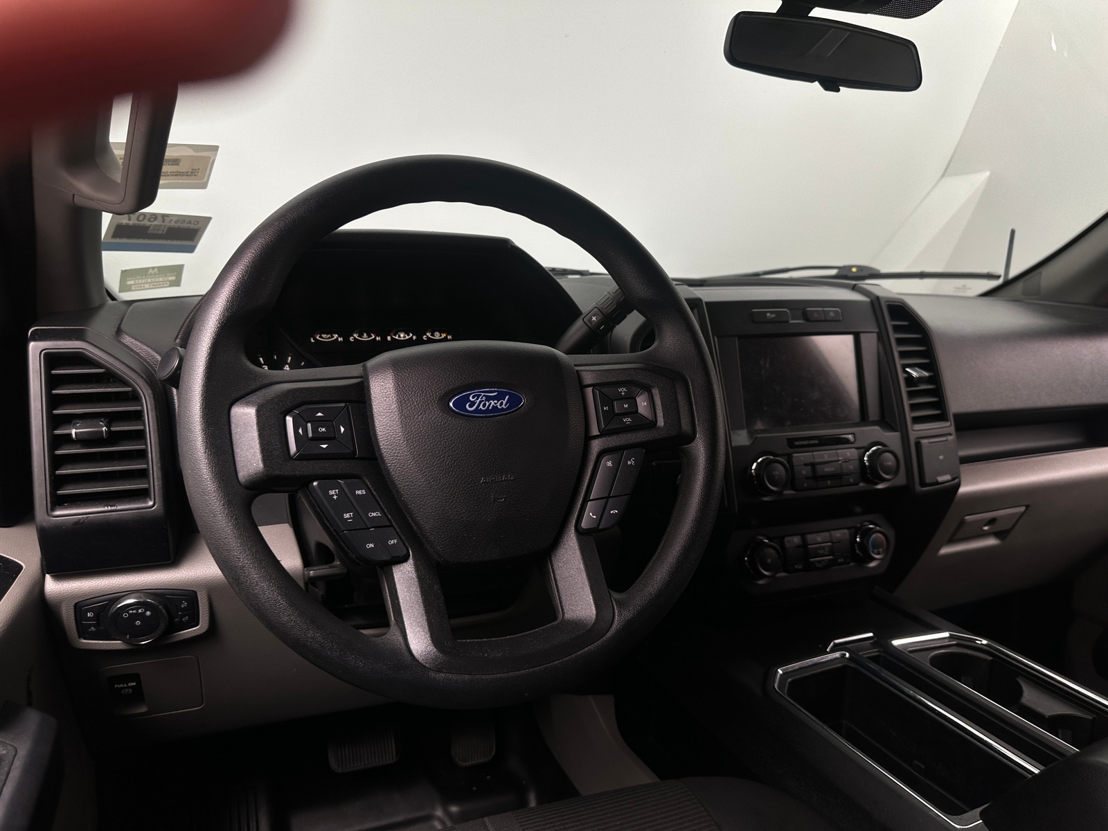 Thumbnail: 2019 Ford Econoline - 5