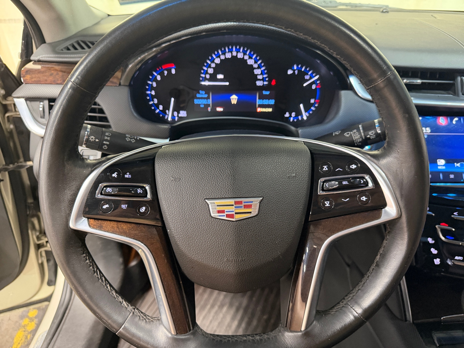 Thumbnail: 2016 Cadillac XTS - 4