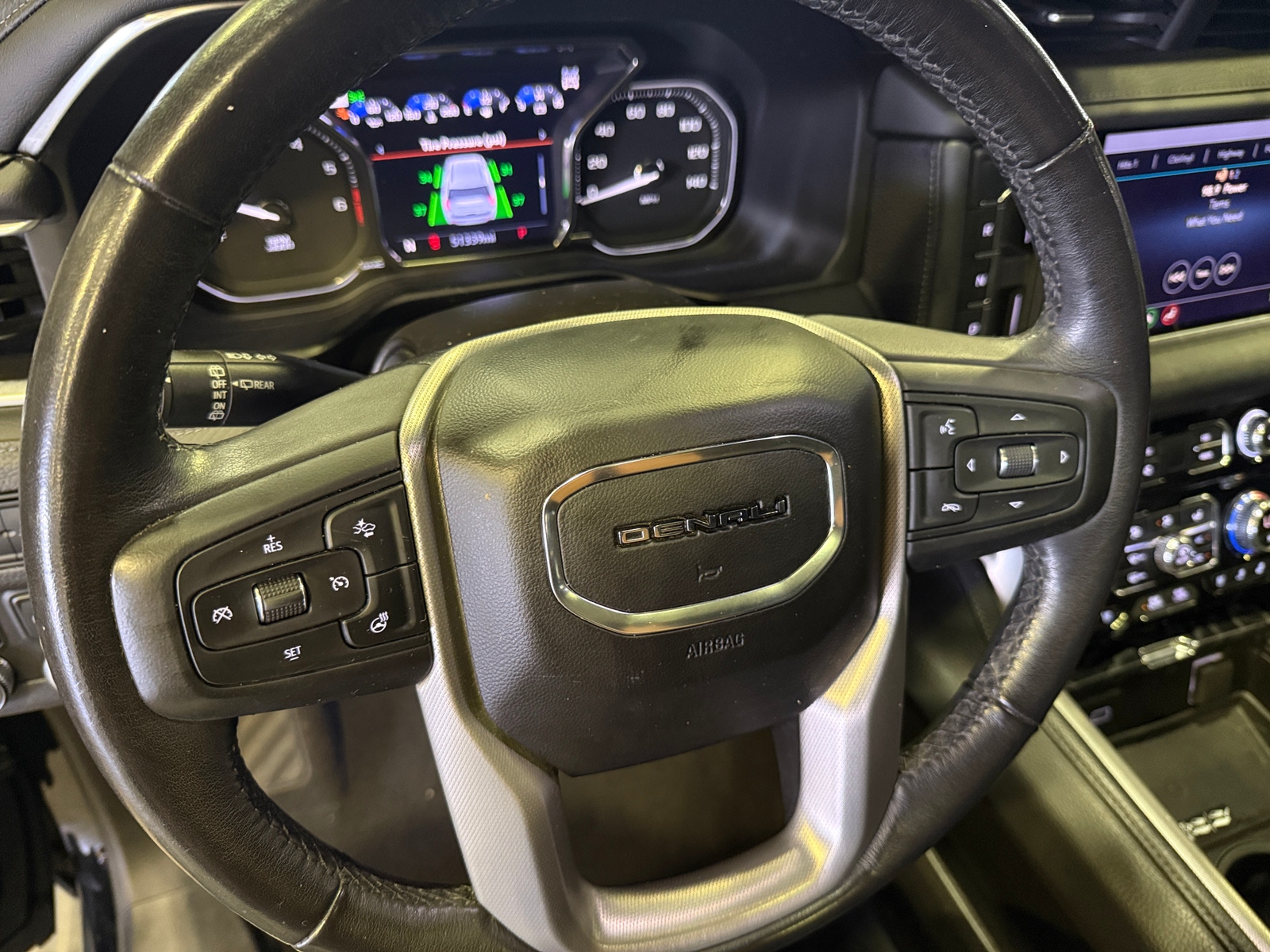Thumbnail: 2021 GMC Yukon - 4