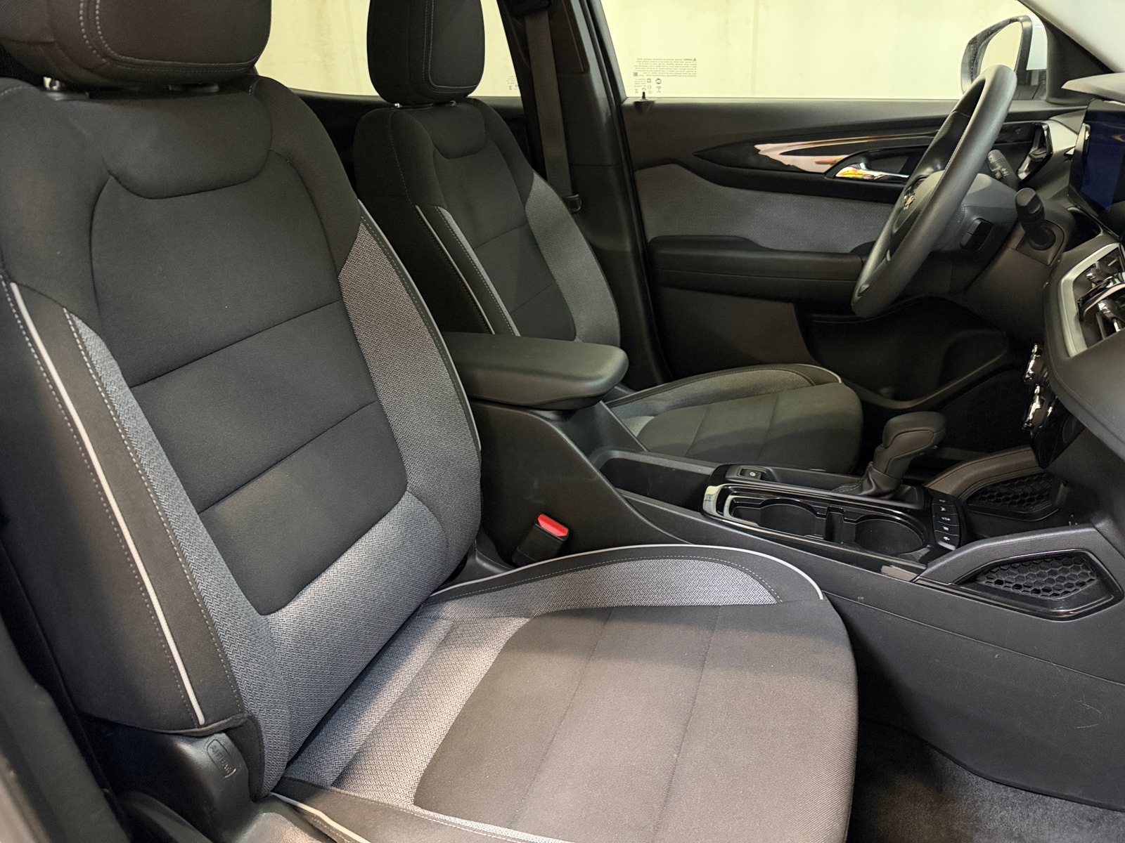 Thumbnail: 2025 Chevrolet TrailBlazer - 2