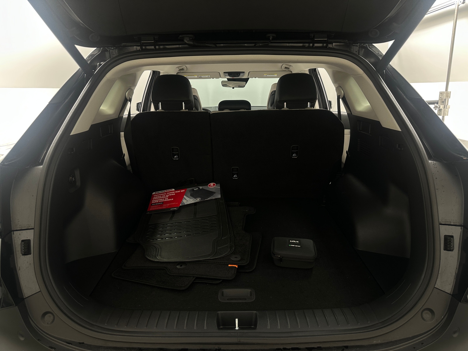 Thumbnail: 2026 Kia Sportage - 6