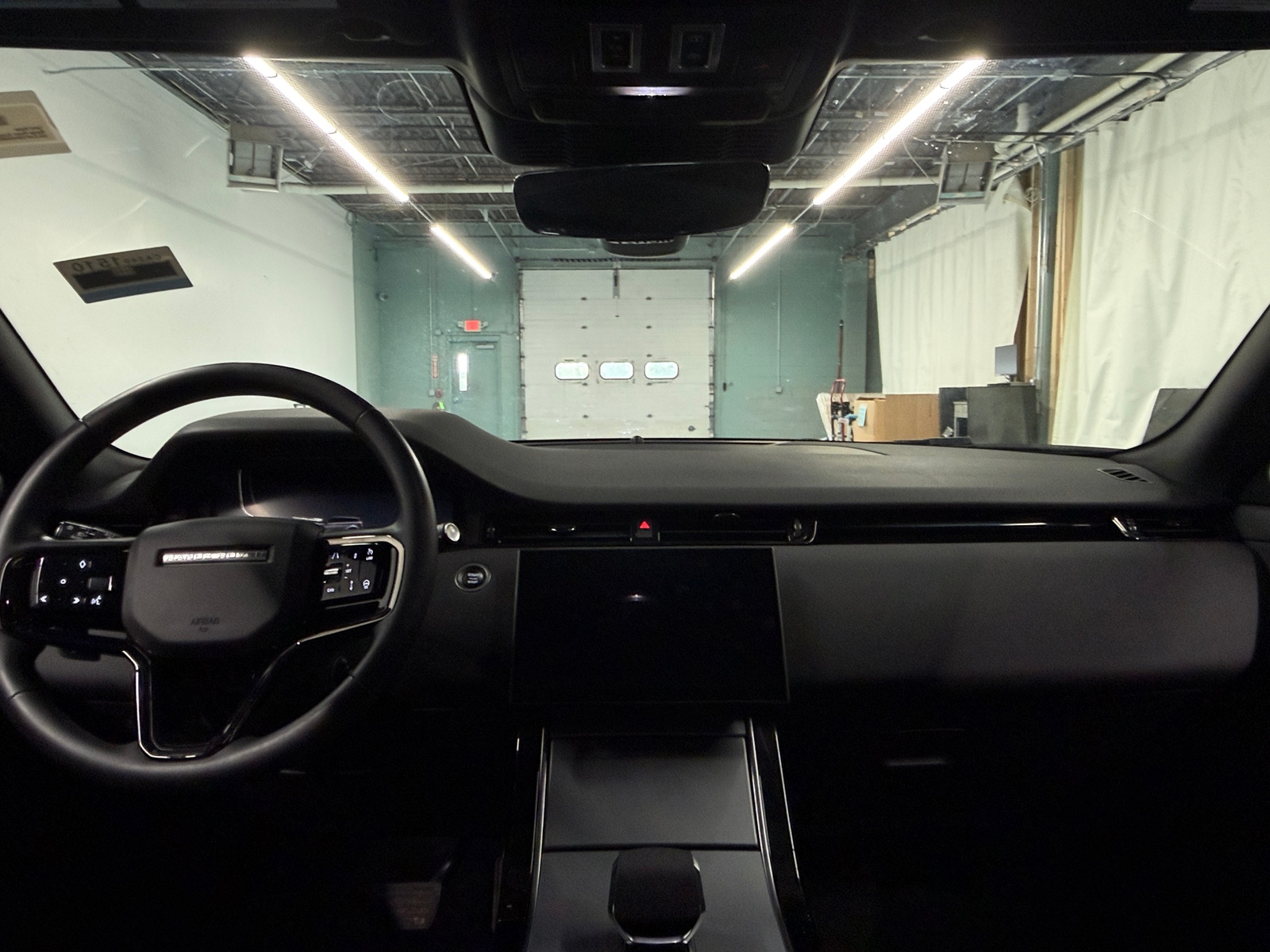 Thumbnail: 2024 Land Rover Range Rover Evoque - 4