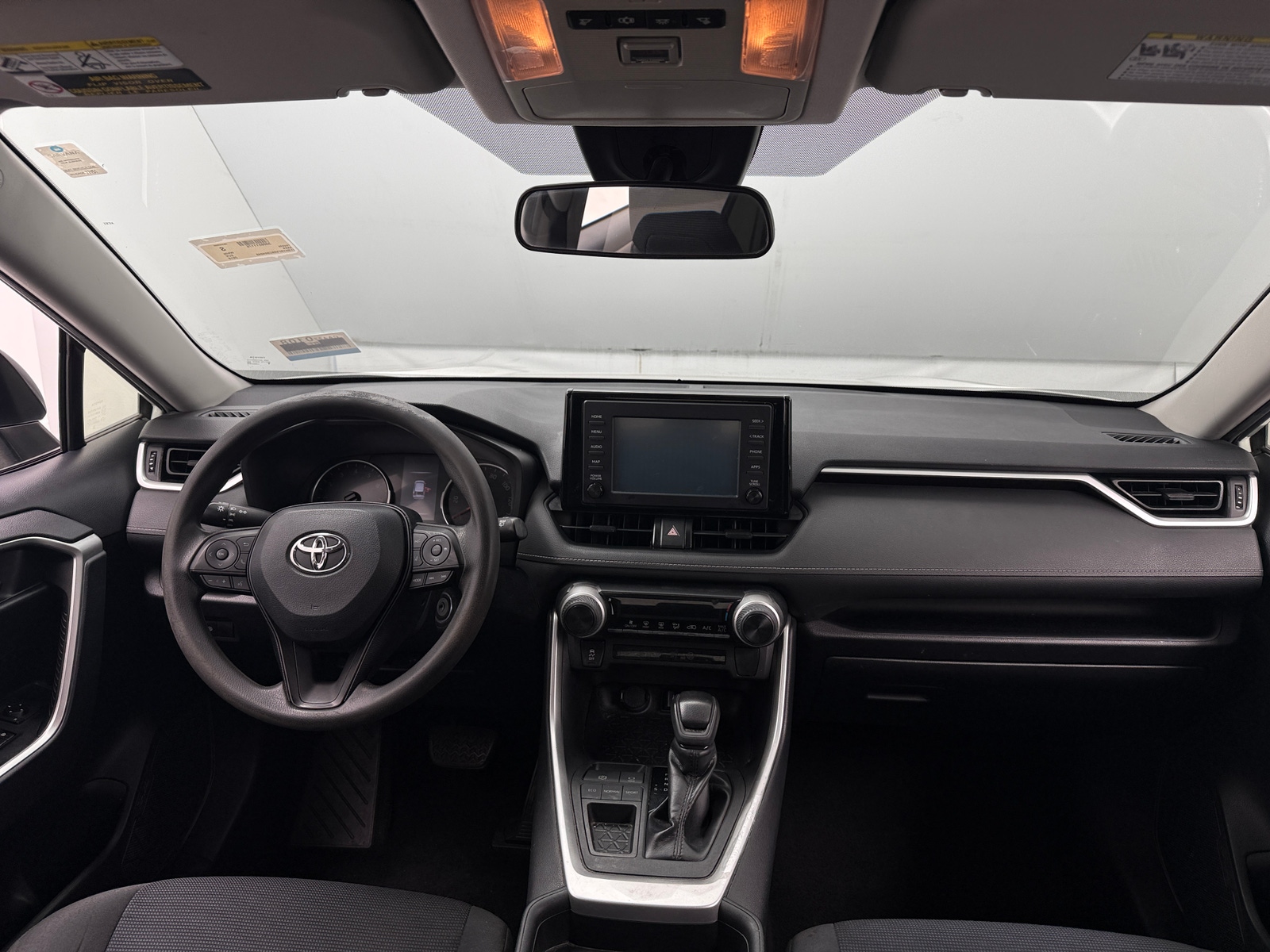 Thumbnail: 2019 Toyota RAV4 - 3