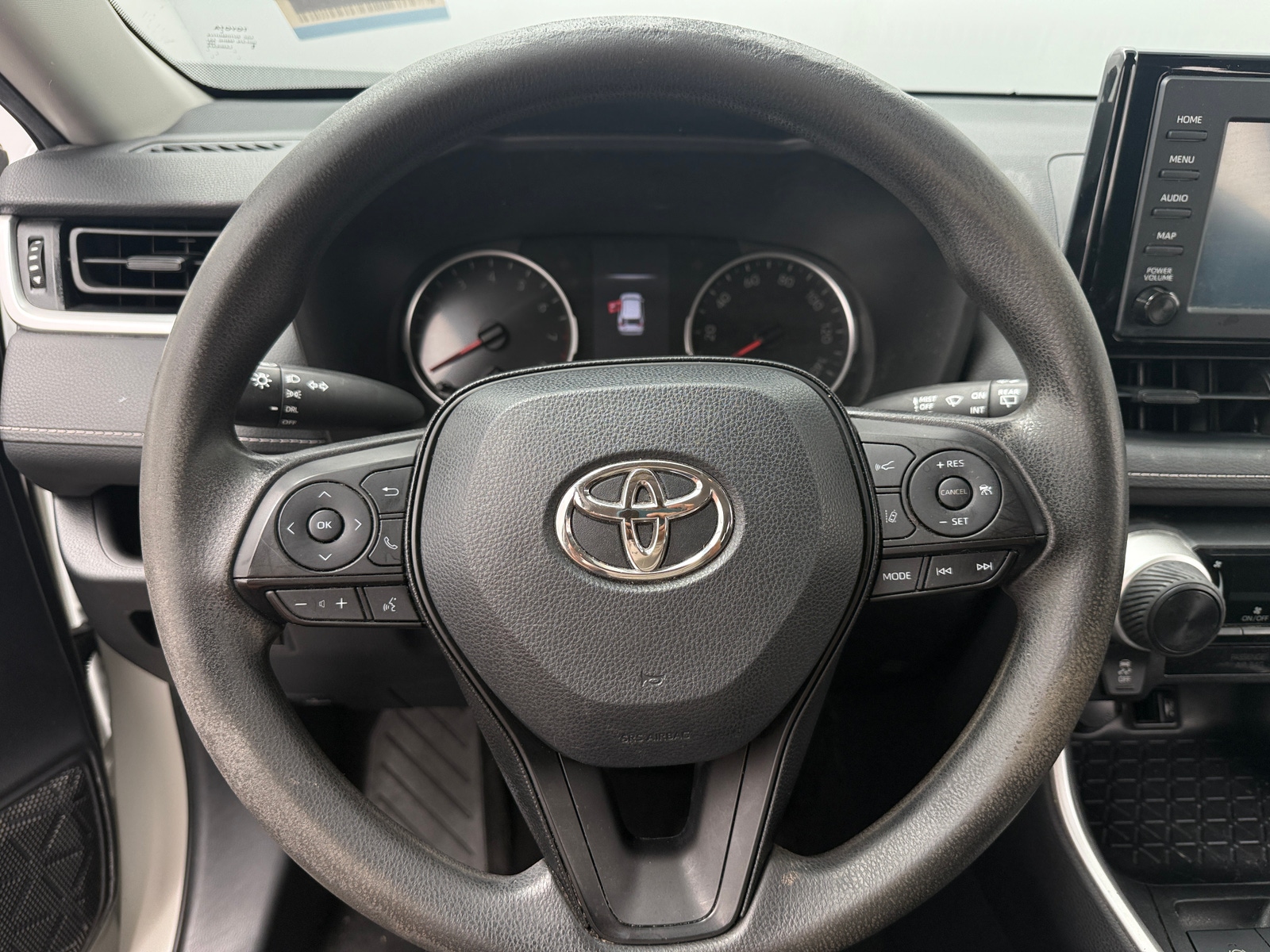 Thumbnail: 2019 Toyota RAV4 - 5