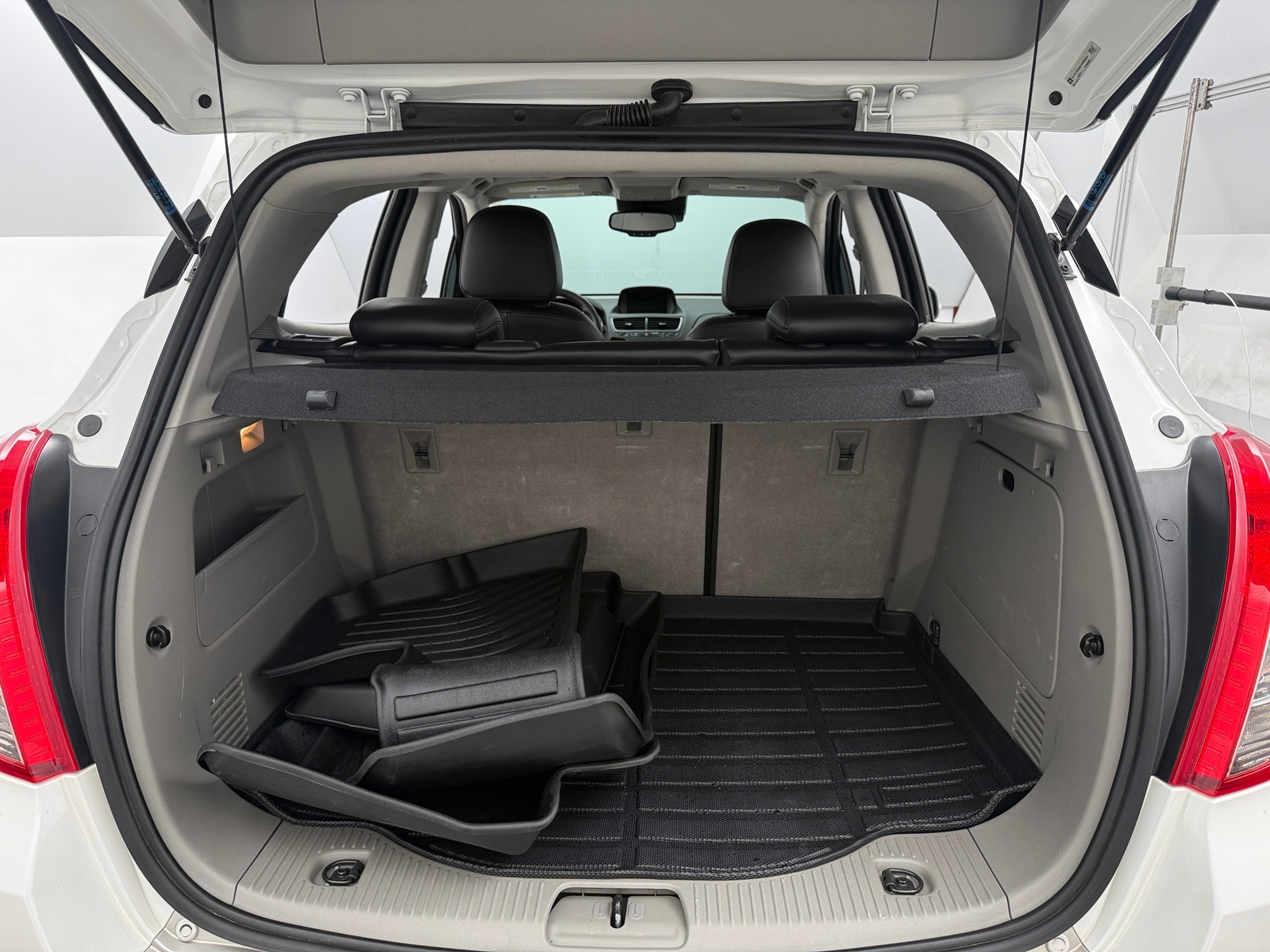 Thumbnail: 2014 Buick Encore - 6