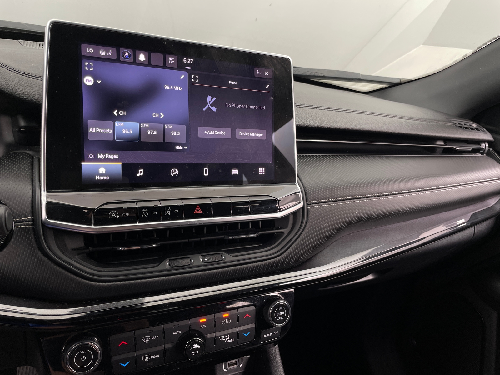 Thumbnail: 2022 Jeep Compass - 4