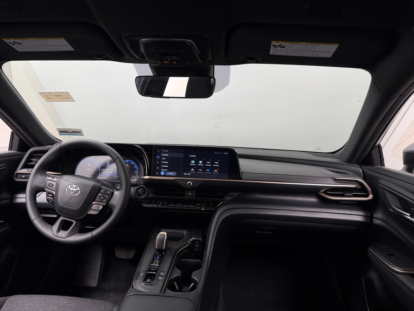 Thumbnail: 2023 Toyota Crown - 3