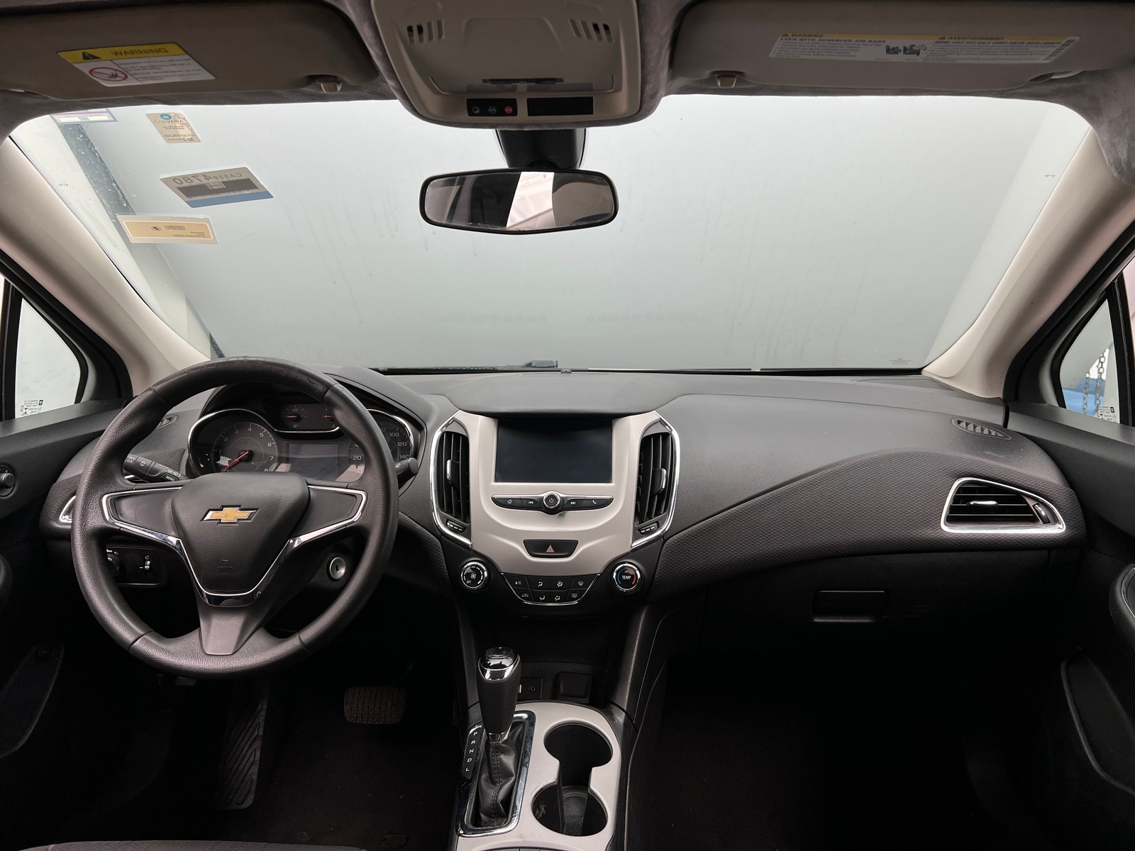 Thumbnail: 2017 Chevrolet Cruze - 3