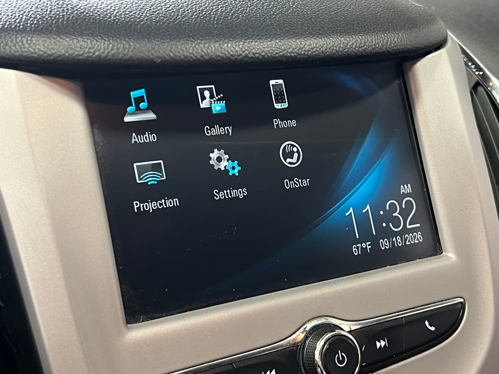 Thumbnail: 2017 Chevrolet Cruze - 4