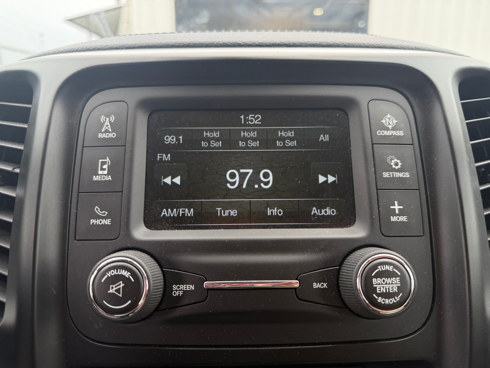 Thumbnail: 2016 Jeep Cherokee - 4