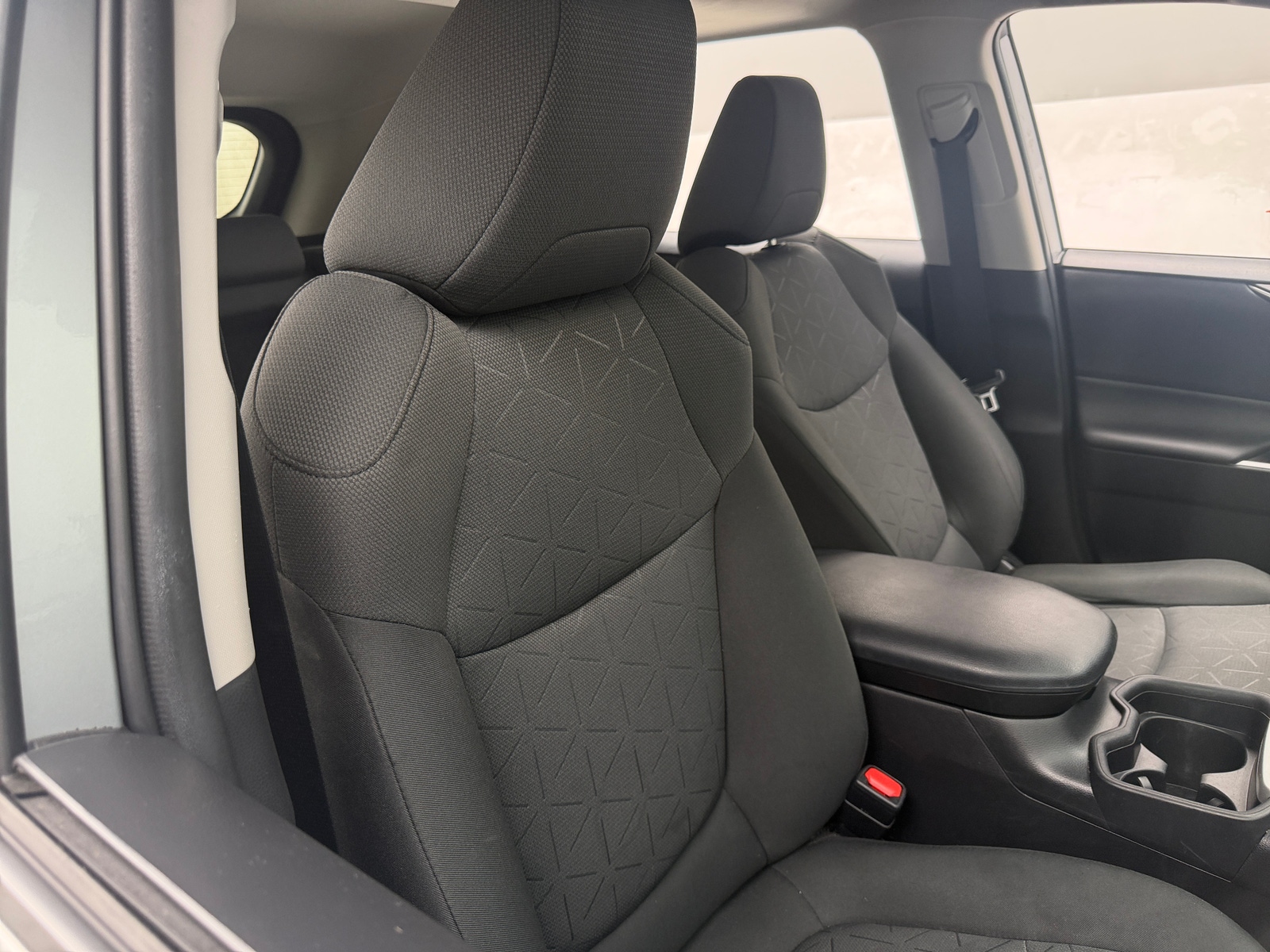 Thumbnail: 2021 Toyota RAV4 - 2