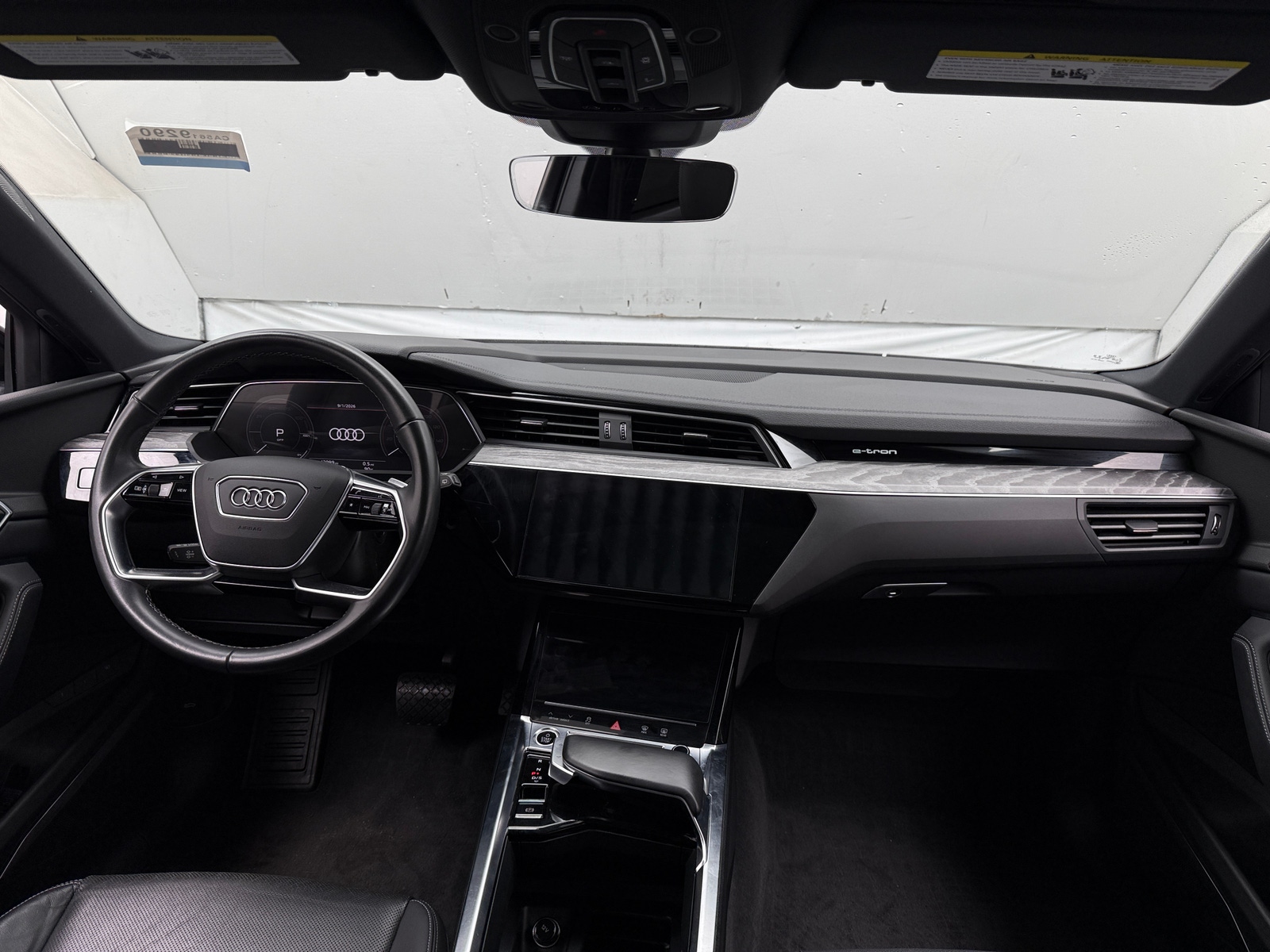 Thumbnail: 2022 Audi e-tron - 2