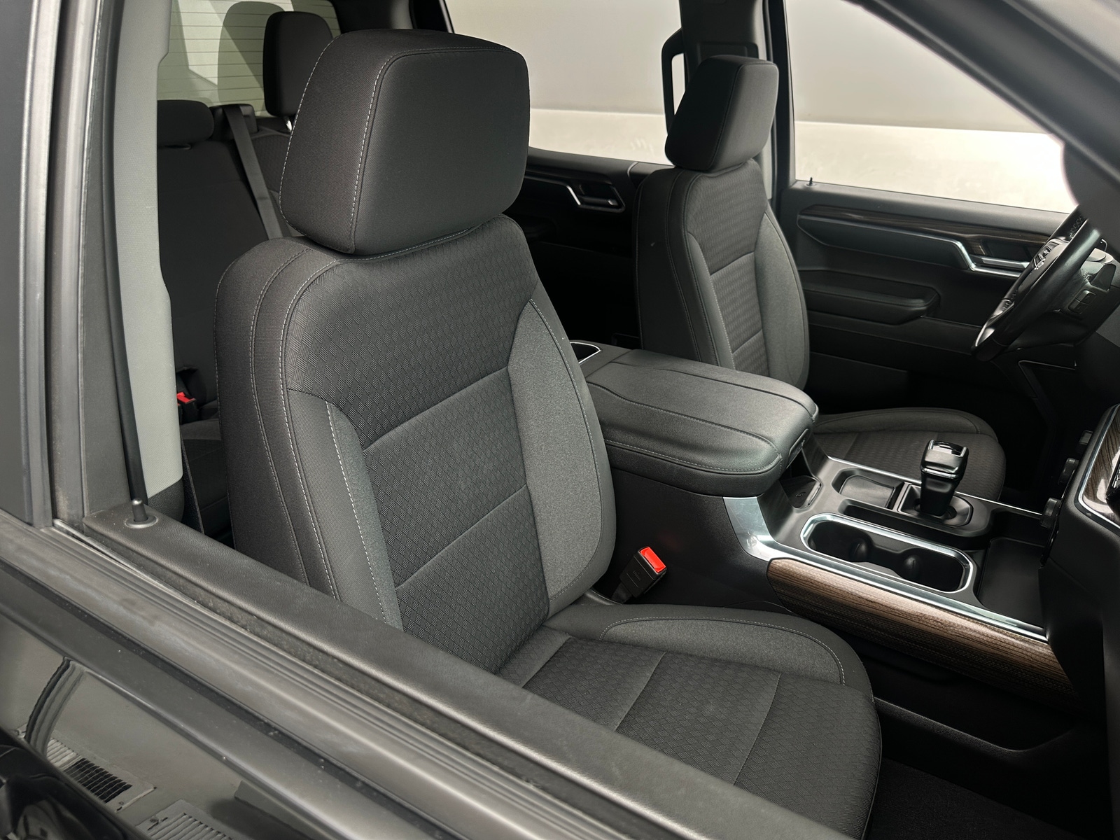 Thumbnail: 2023 Chevrolet Silverado 1500 - 2