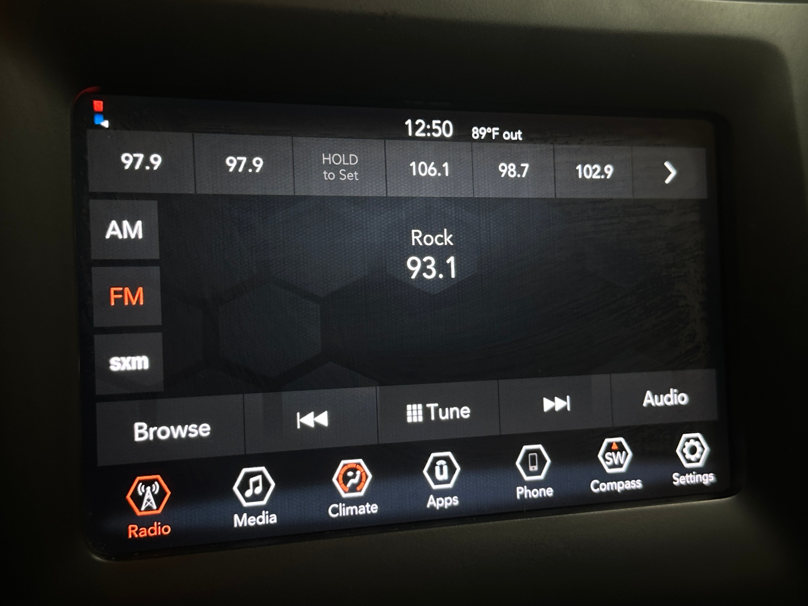 Thumbnail: 2019 Jeep Cherokee - 4