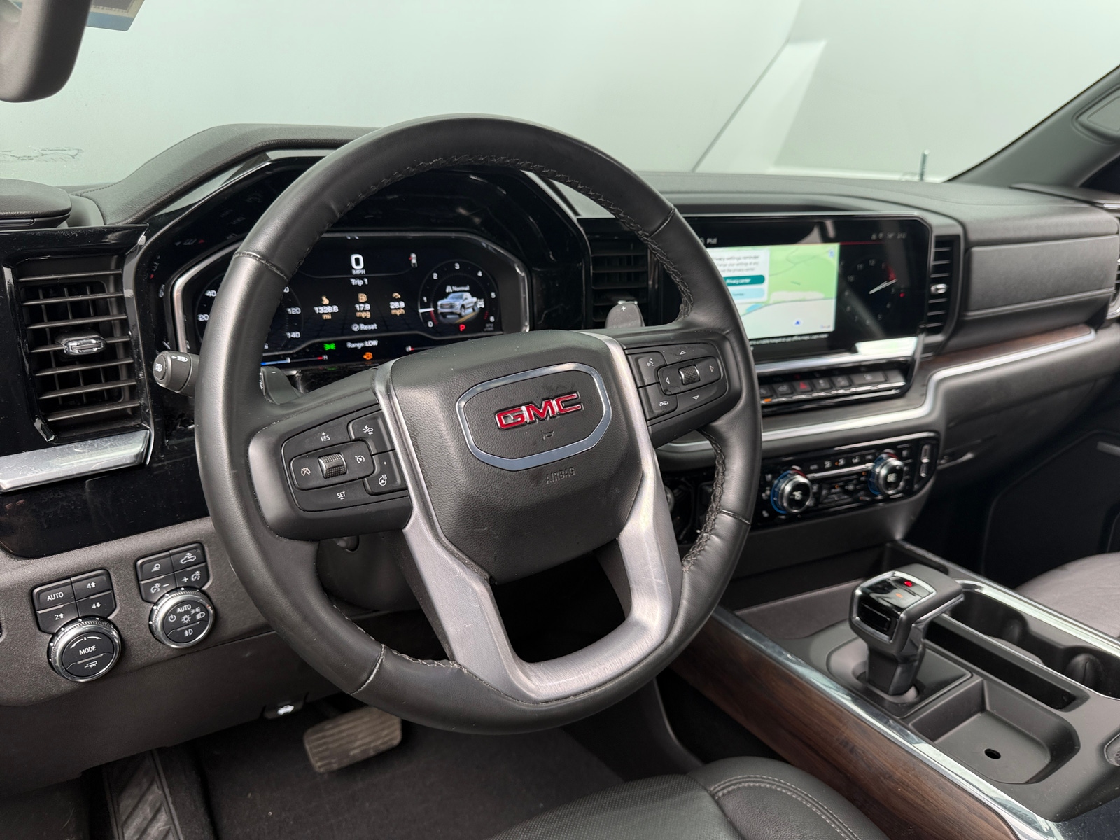 Thumbnail: 2024 GMC Sierra 1500 - 4