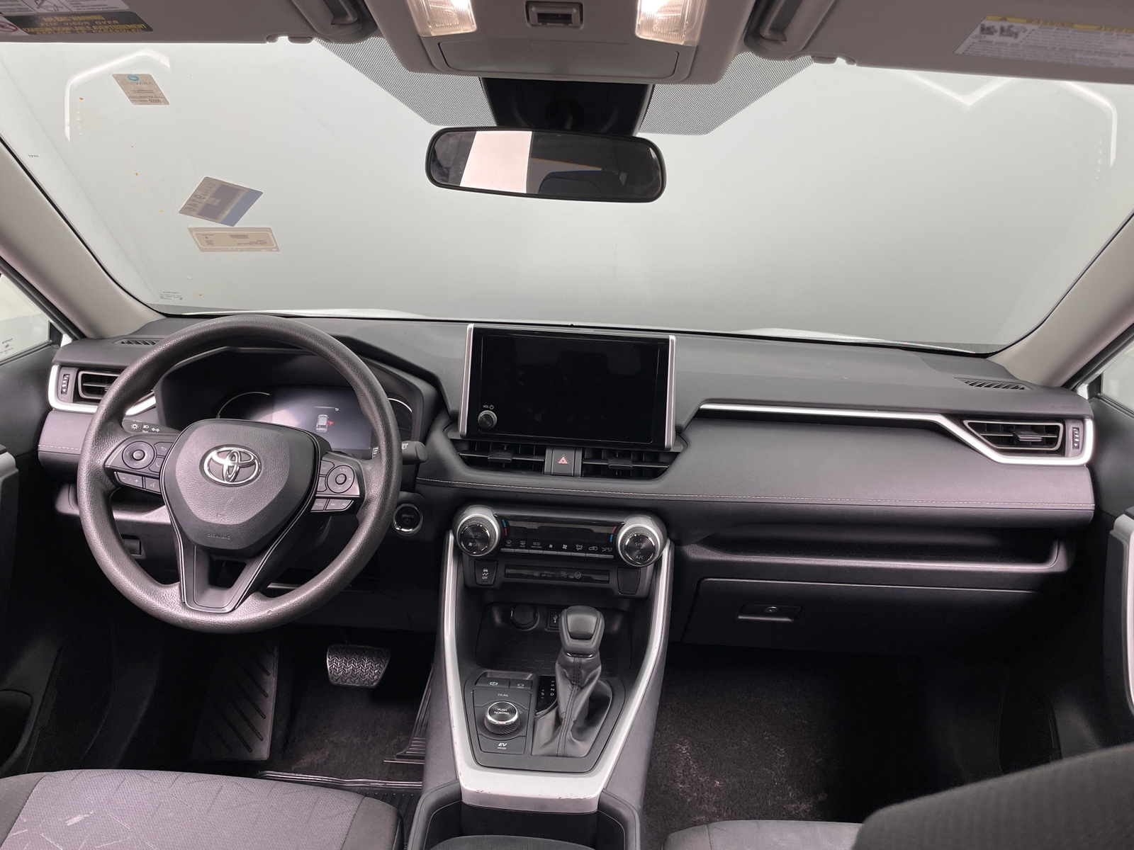 Thumbnail: 2025 Toyota RAV4 - 3