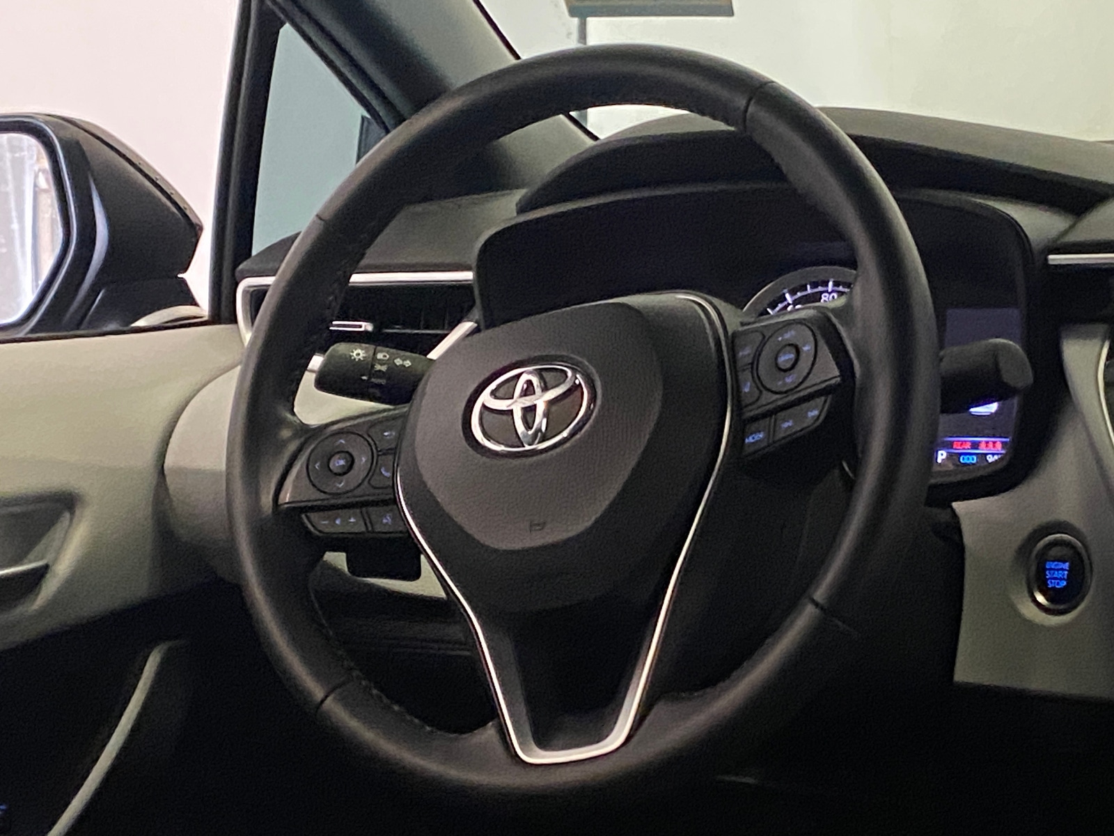 Thumbnail: 2022 Toyota Corolla - 5
