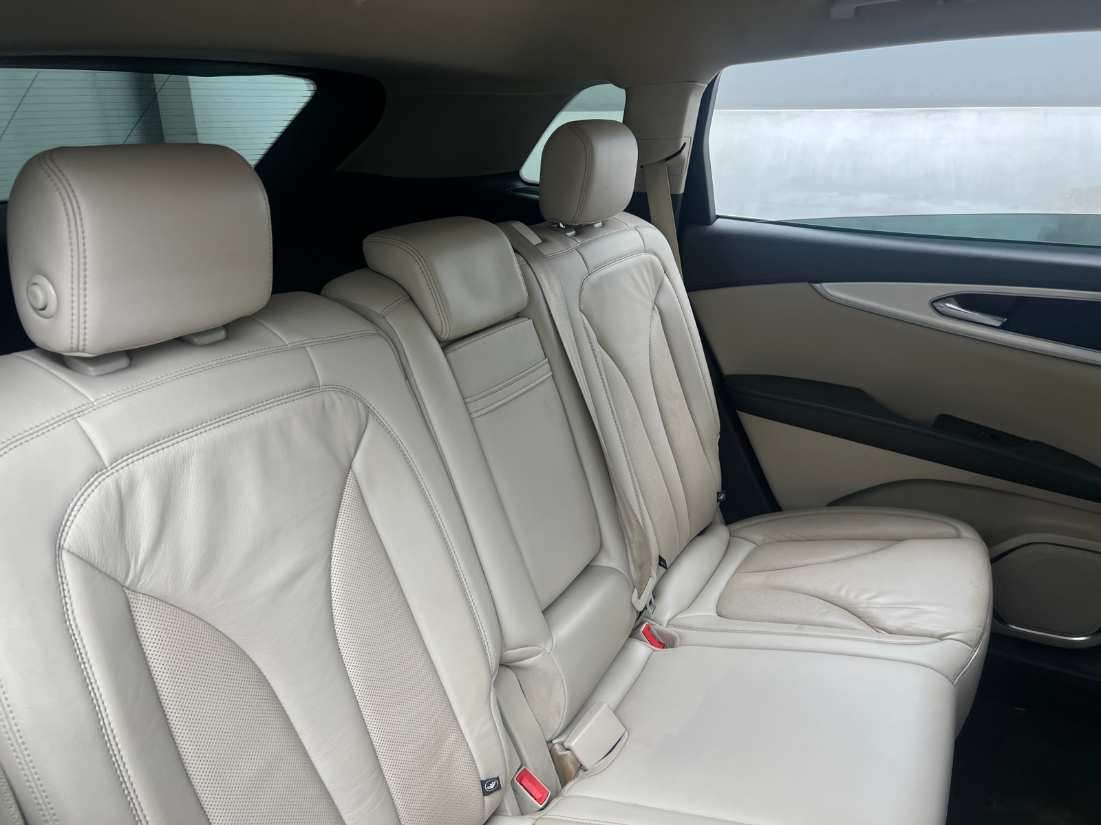 Thumbnail: 2020 Lincoln Nautilus - 5
