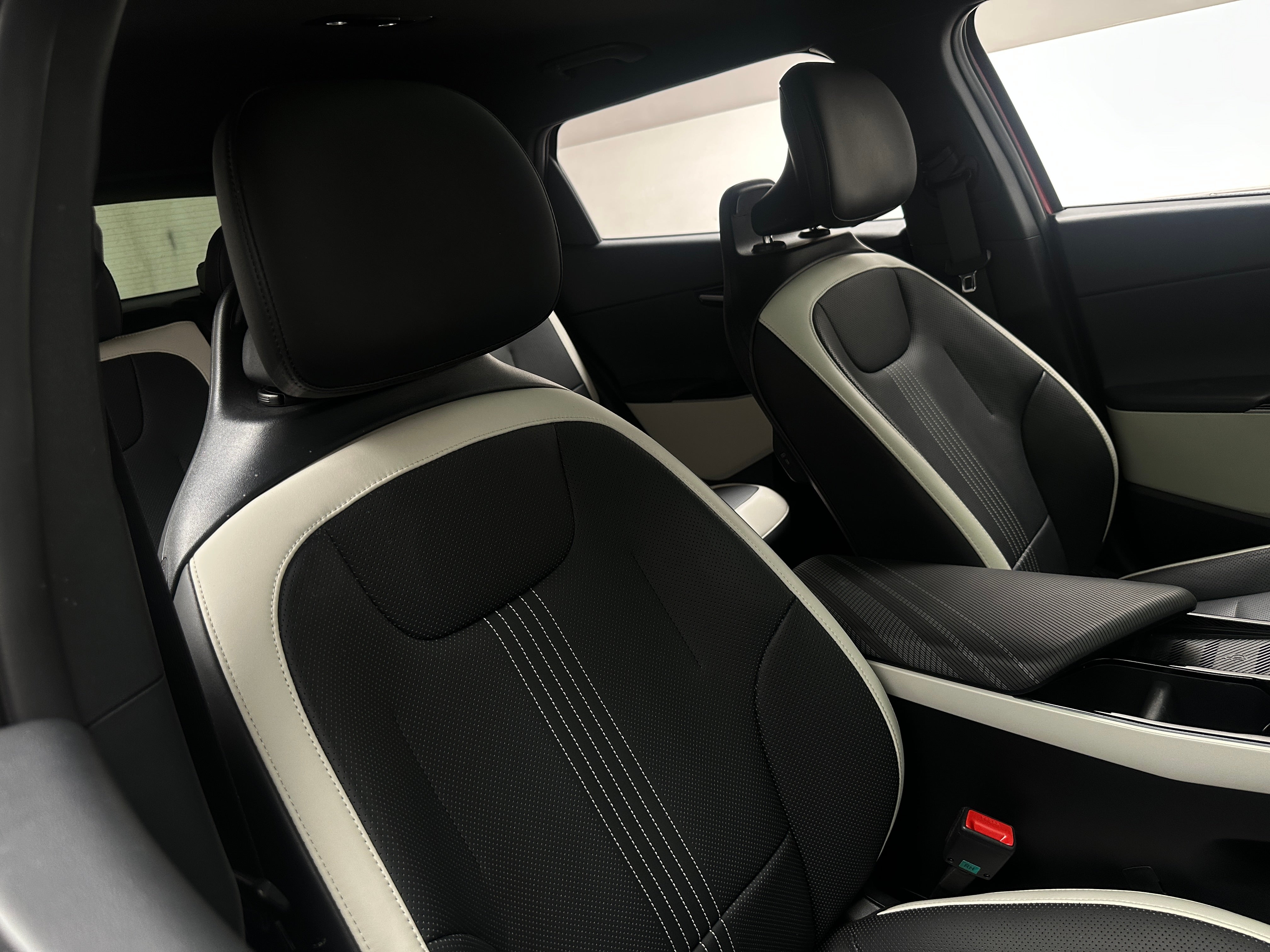 Used 2024 Kia EV6 GT-Line with VIN KNDC4DLC0R5224027 for sale in Pewaukee, WI