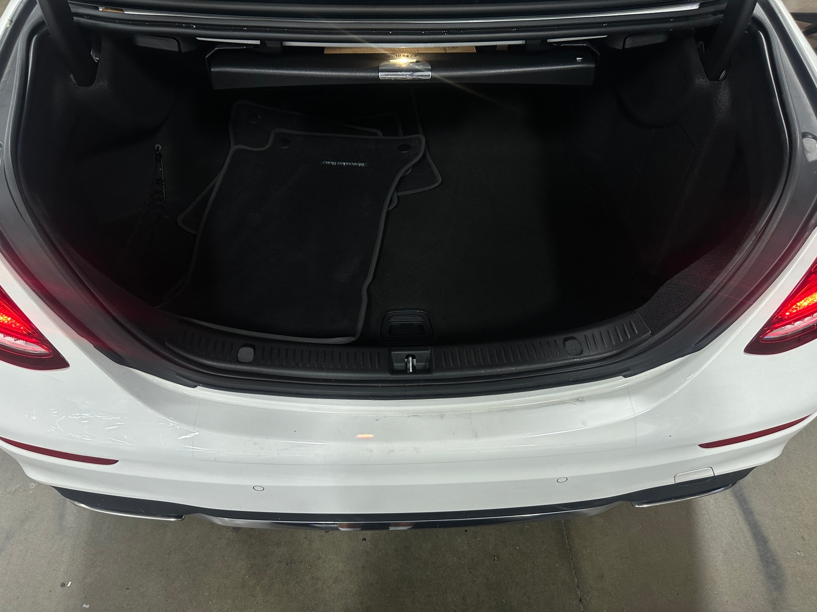 Thumbnail: 2019 Mercedes-Benz E-Class - 6