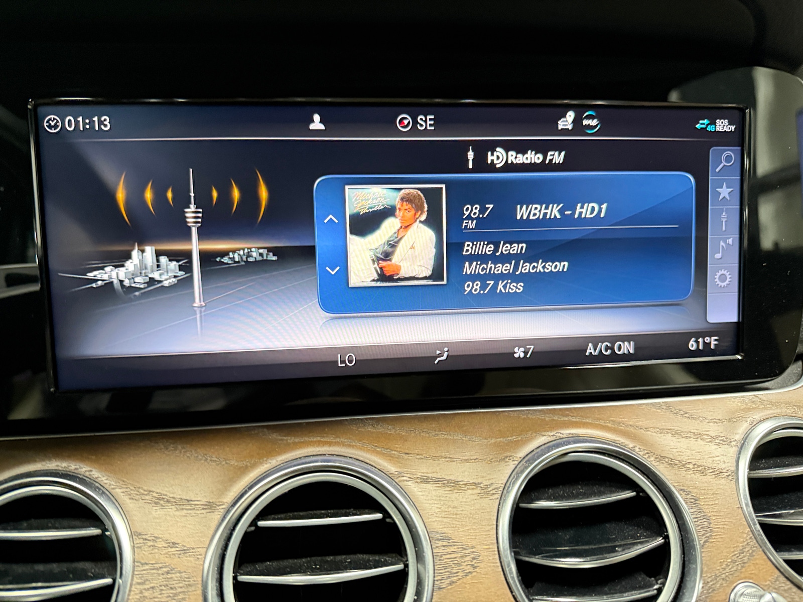 Thumbnail: 2019 Mercedes-Benz E-Class - 3