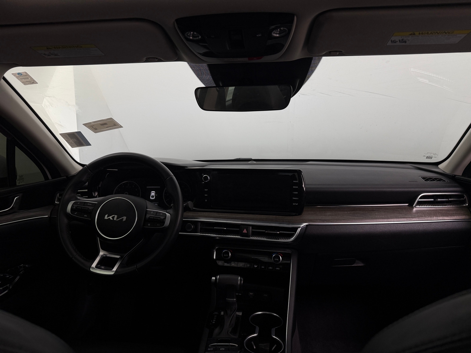 Thumbnail: 2023 Kia K5 - 2