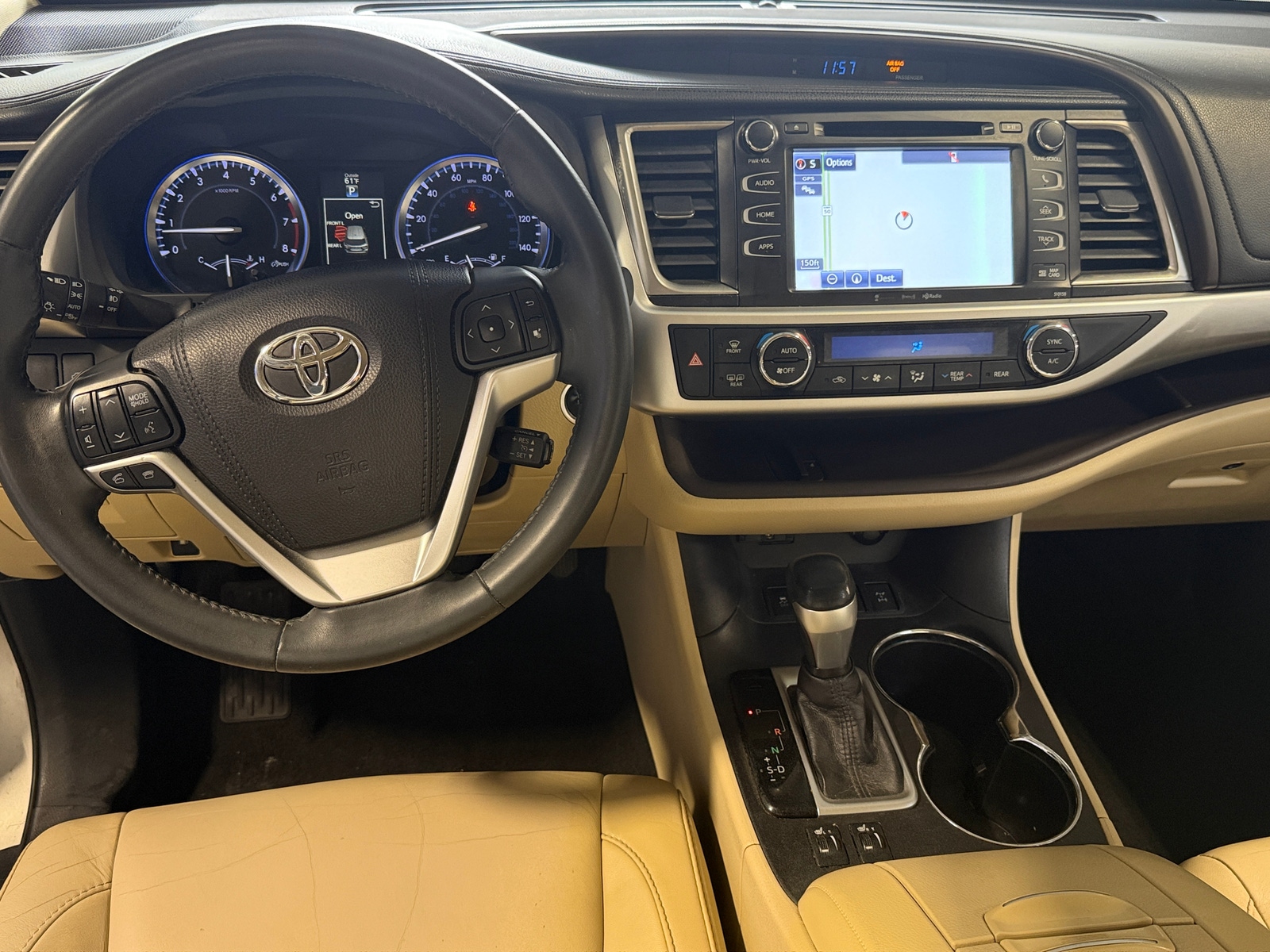 Thumbnail: 2016 Toyota Highlander - 5