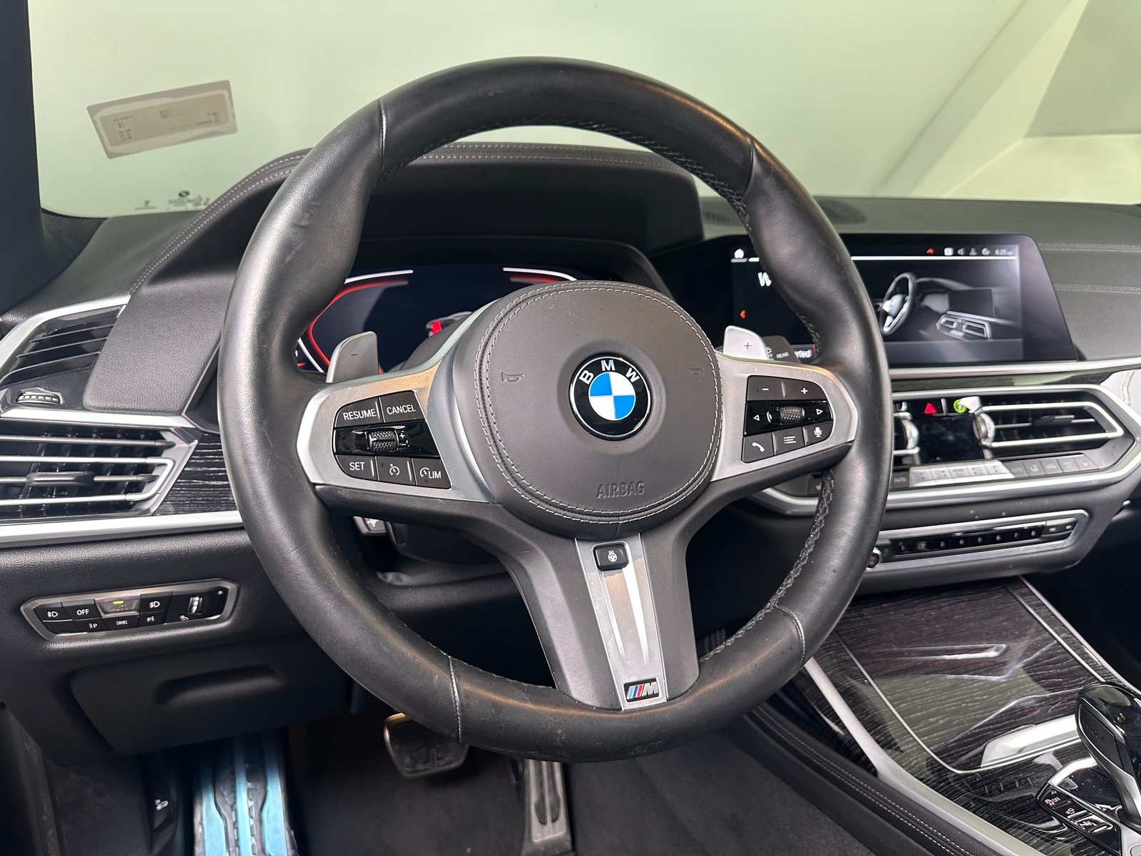 Thumbnail: 2021 BMW X7 - 4