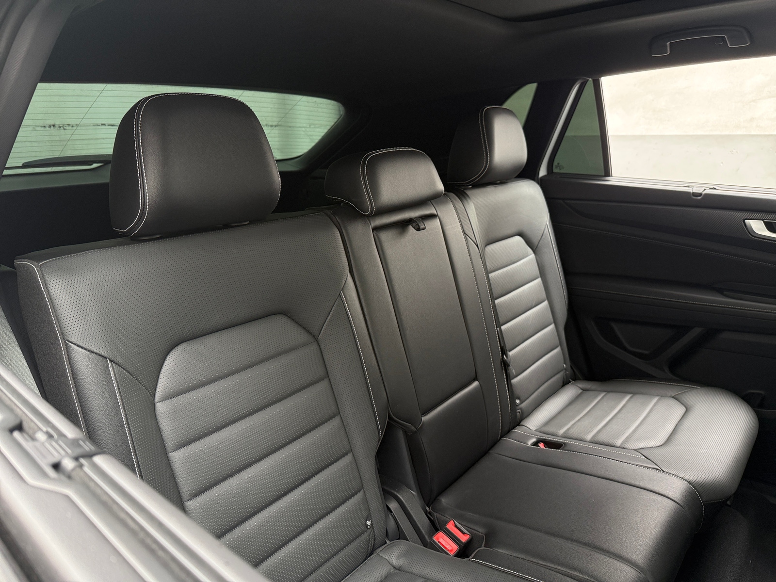 Thumbnail: 2024 Volkswagen Atlas - 6