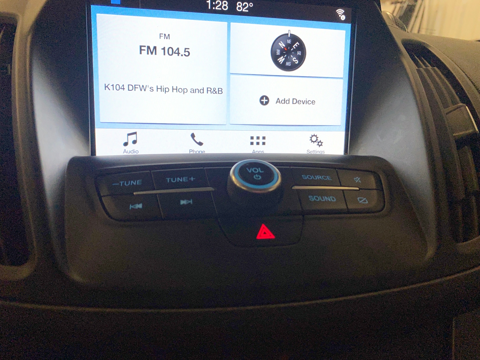 Thumbnail: 2019 Ford Escape - 4