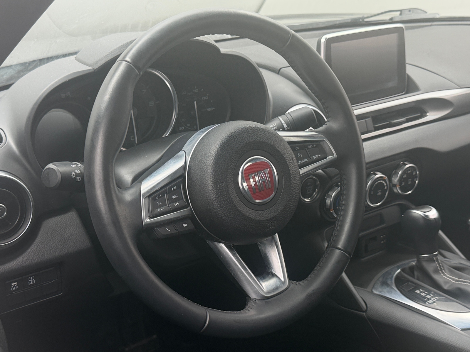 Thumbnail: 2019 Fiat 124 Spider - 5