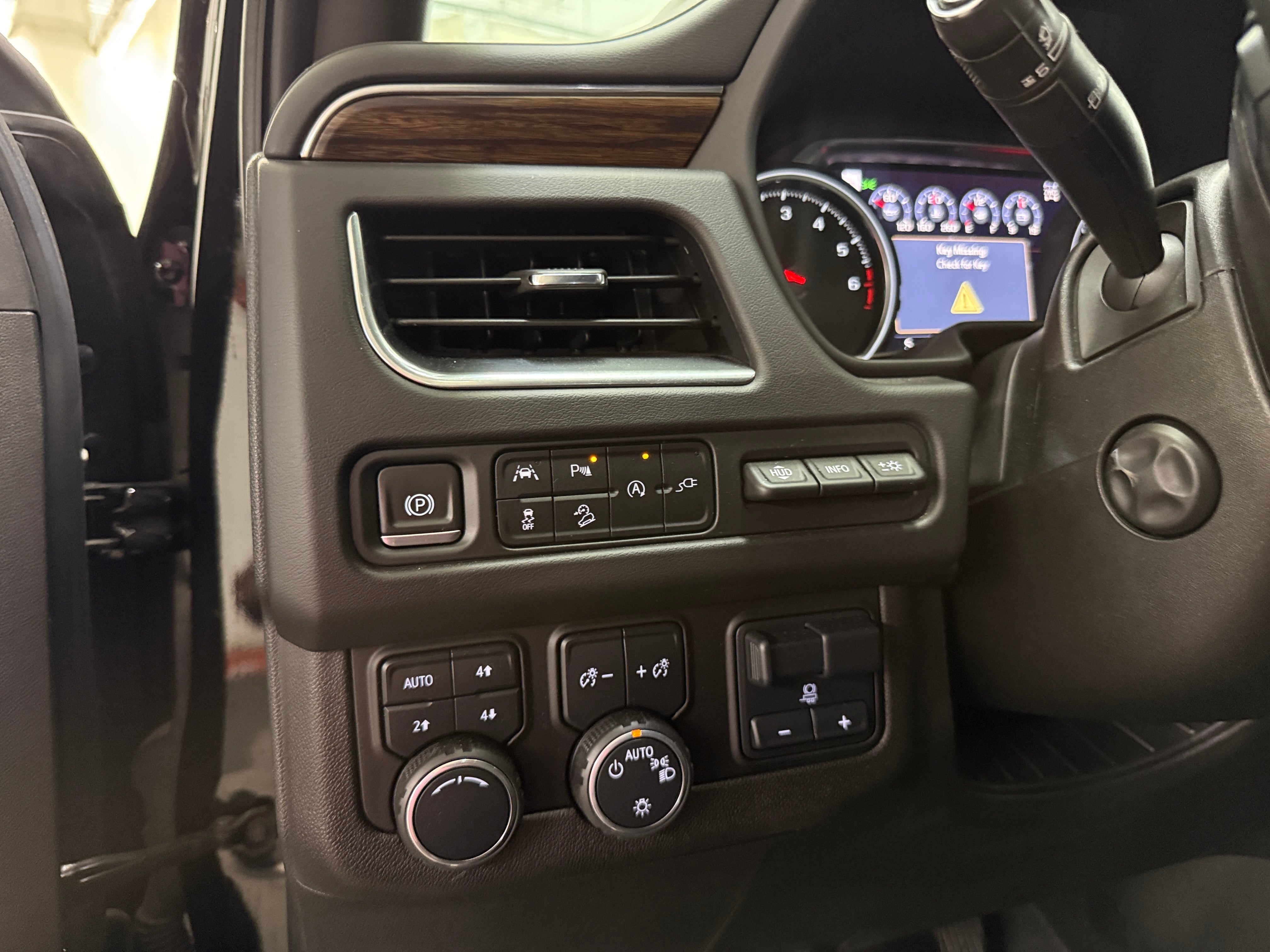 2021 Chevrolet Tahoe Premier - Photo 15