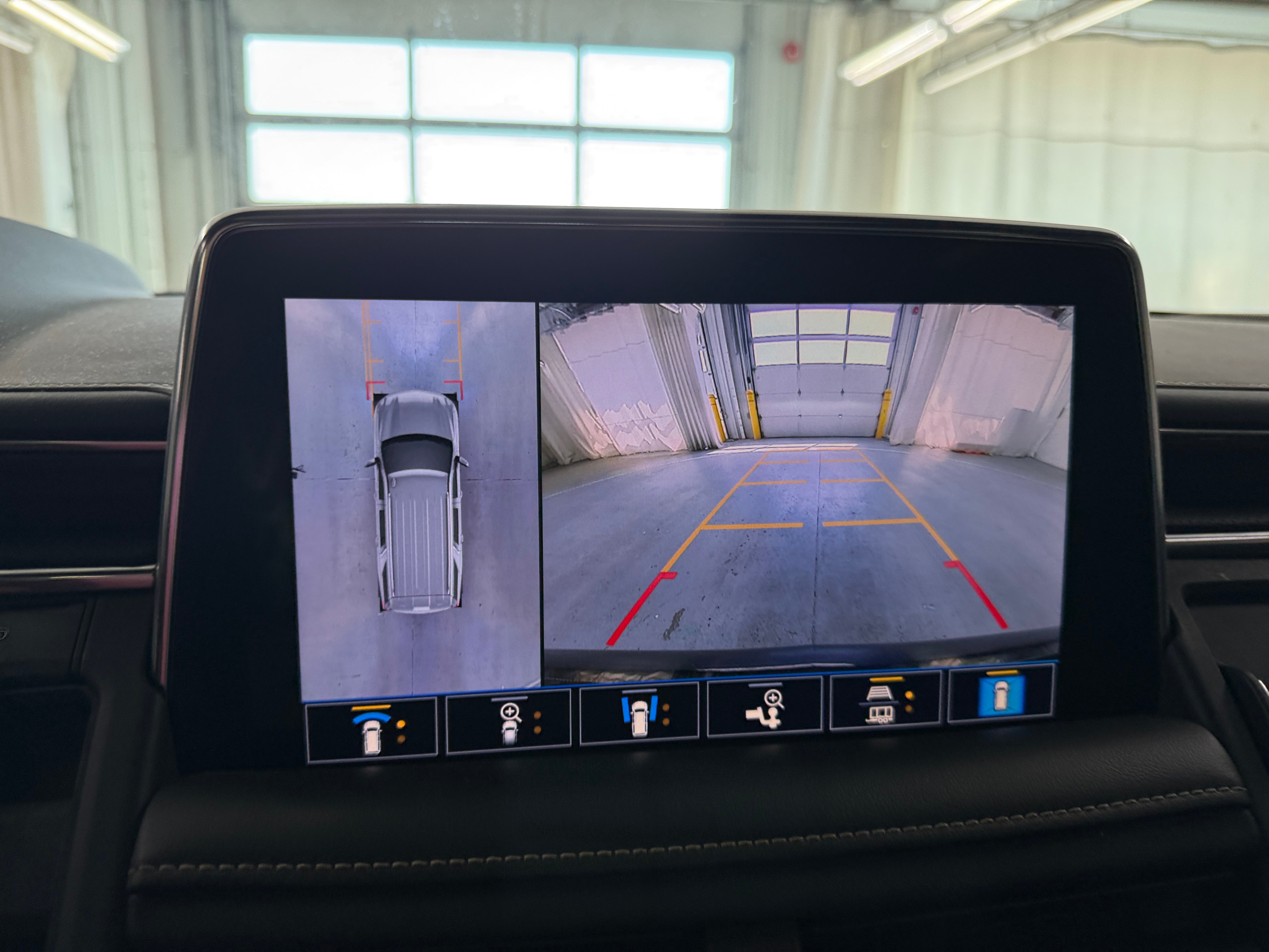 2021 Chevrolet Tahoe Premier - Photo 21