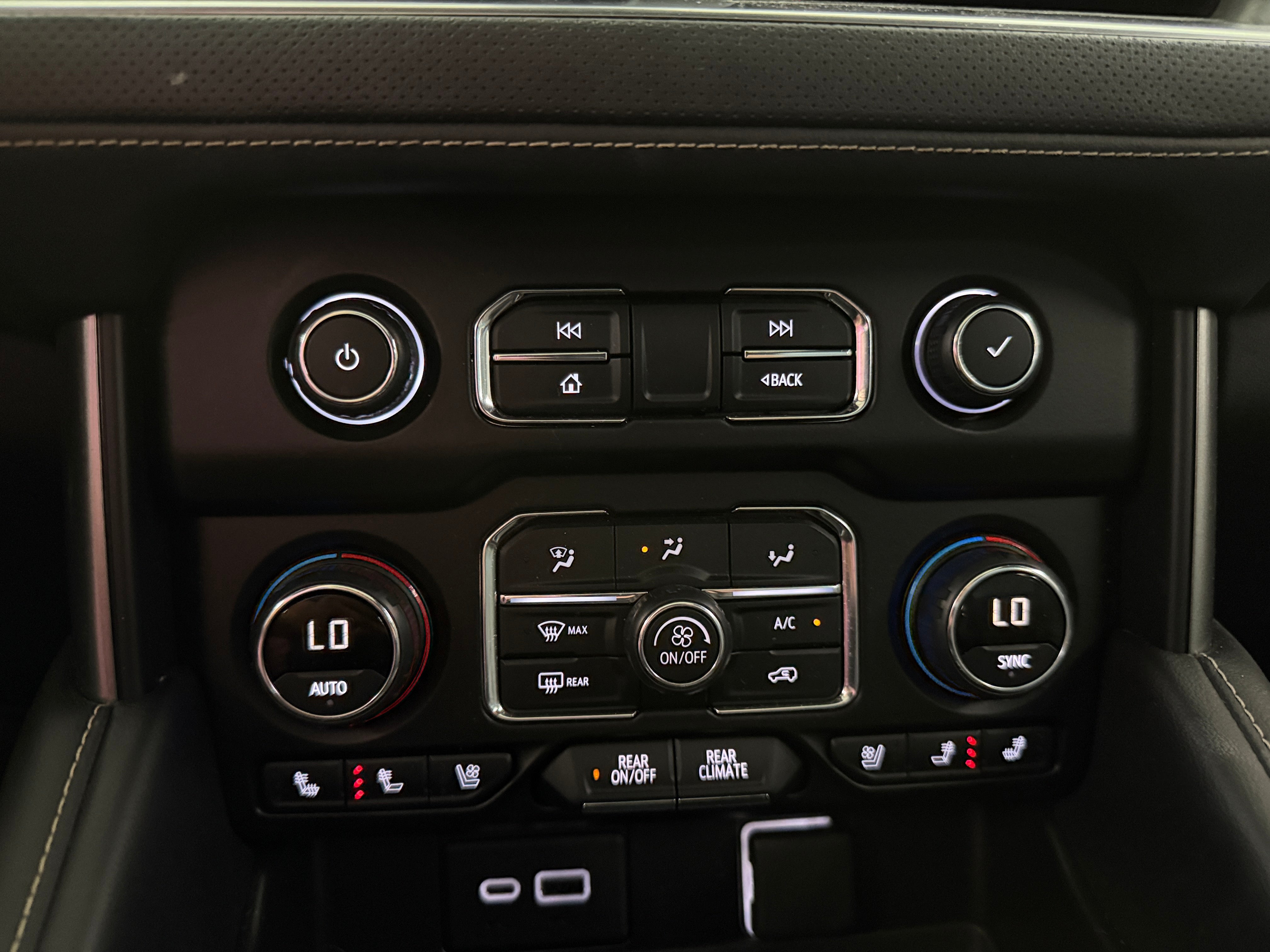 2021 Chevrolet Tahoe Premier - Photo 22