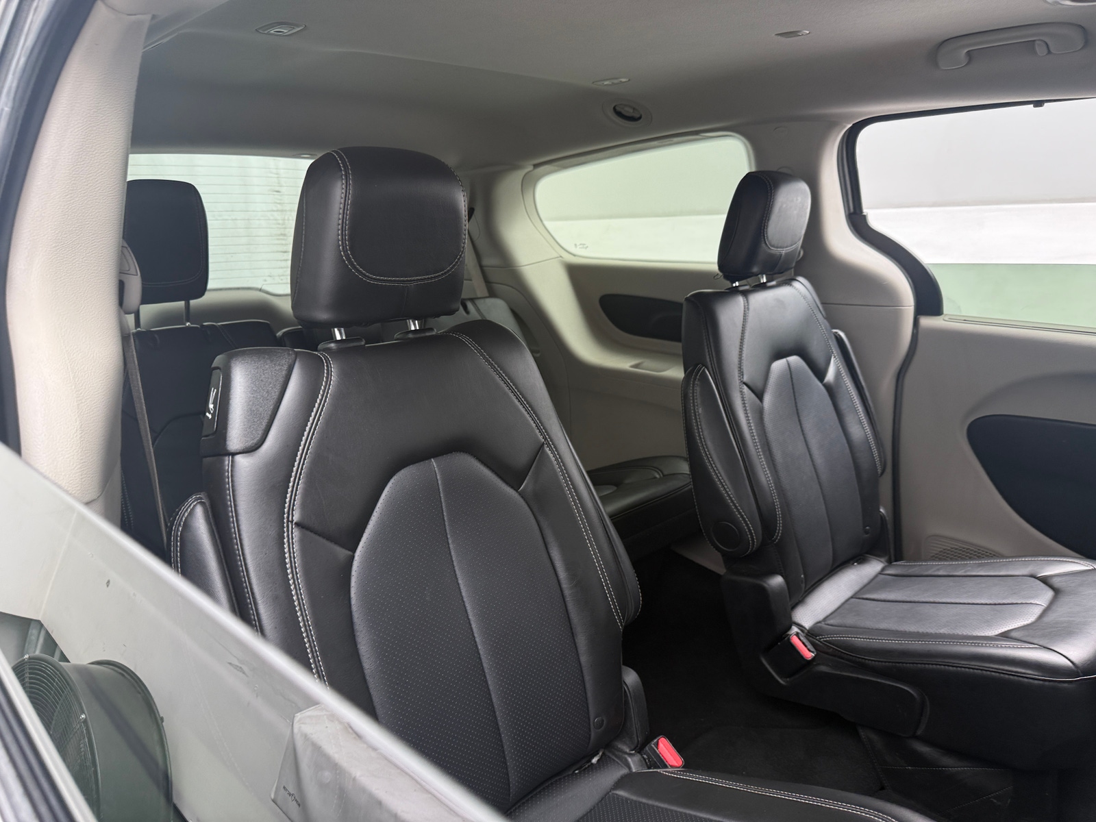 Thumbnail: 2024 Chrysler Pacifica - 5