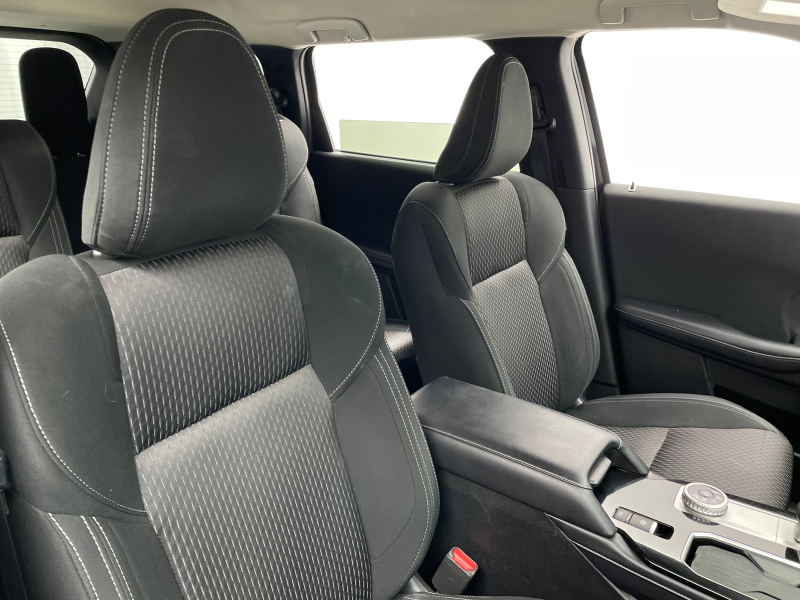 Thumbnail: 2025 Mitsubishi Outlander - 2