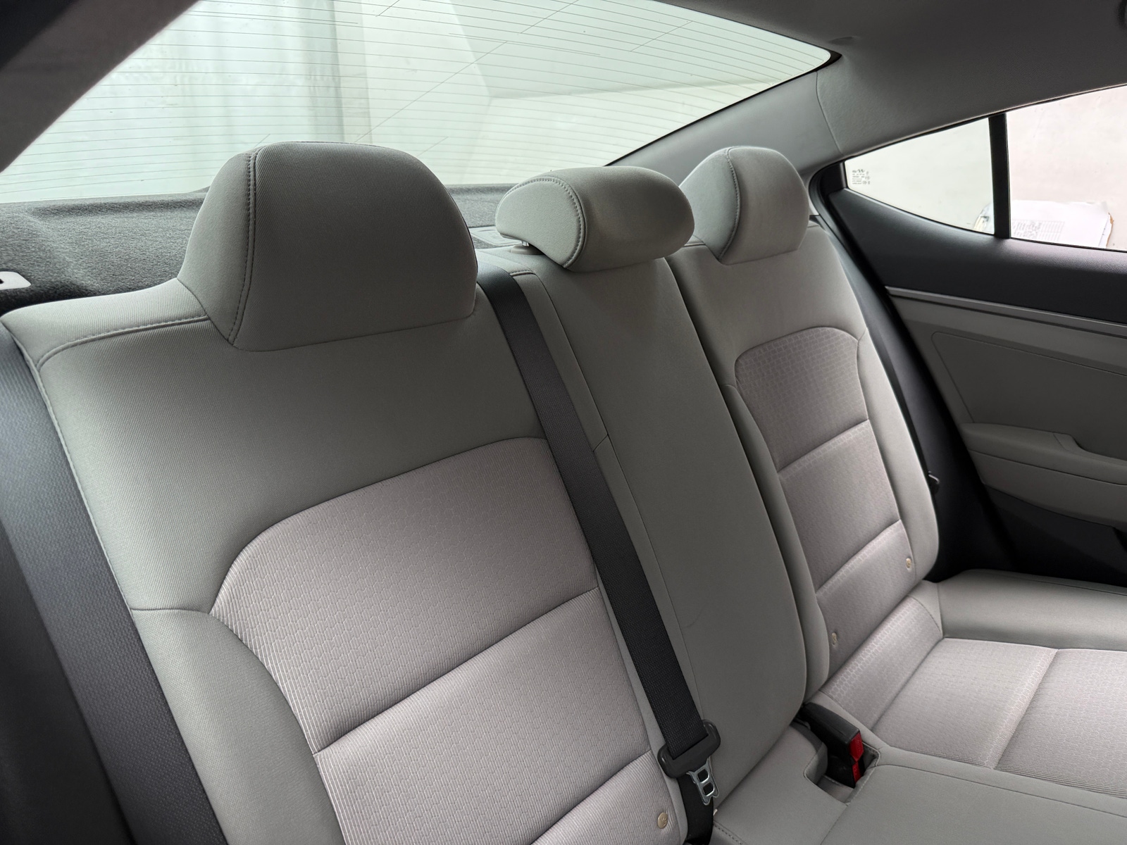 Thumbnail: 2017 Hyundai Elantra - 6